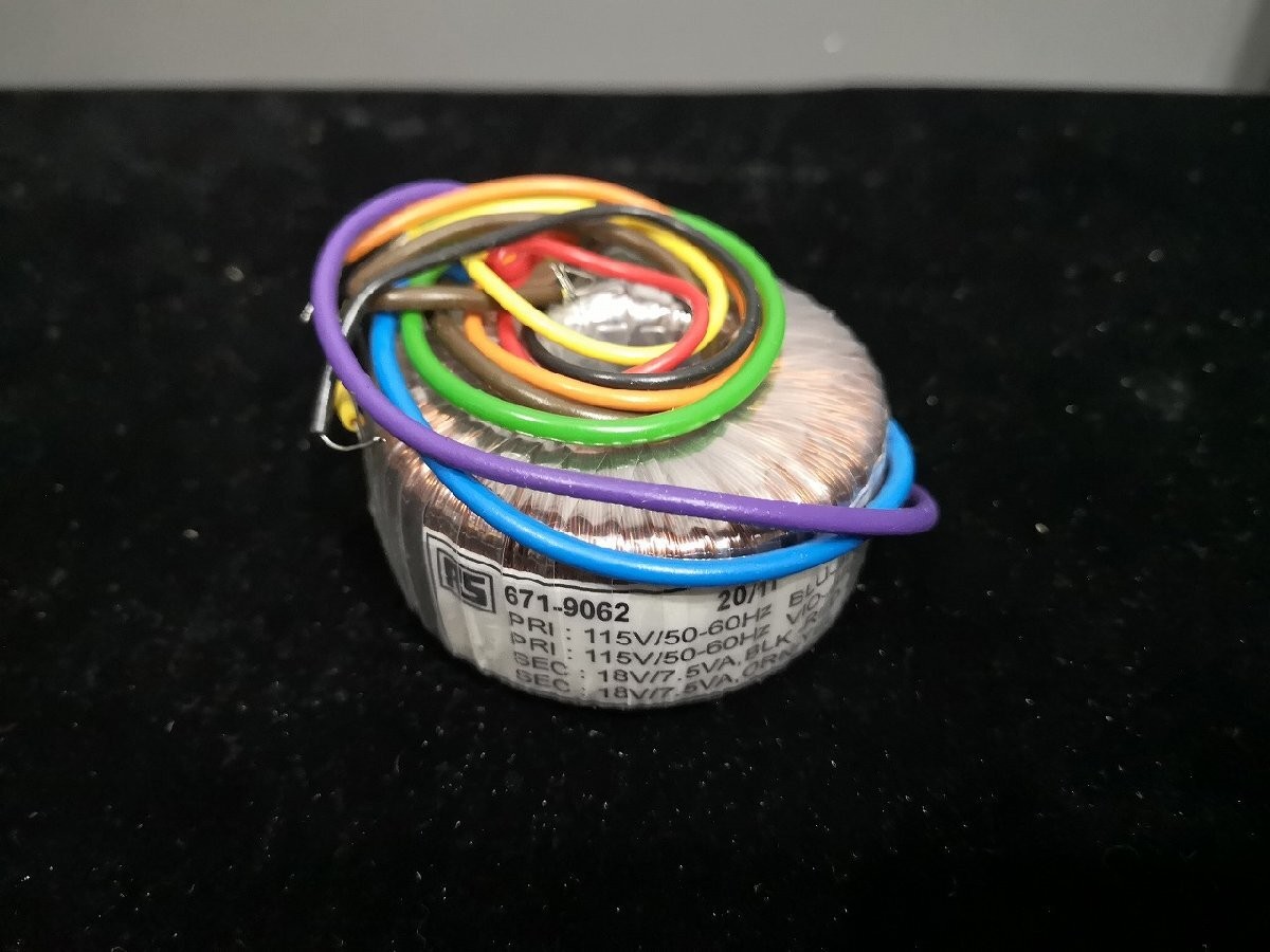RS PRO 671-9062 Toroidal Transformer 115V 230V to 2x18V AC Used