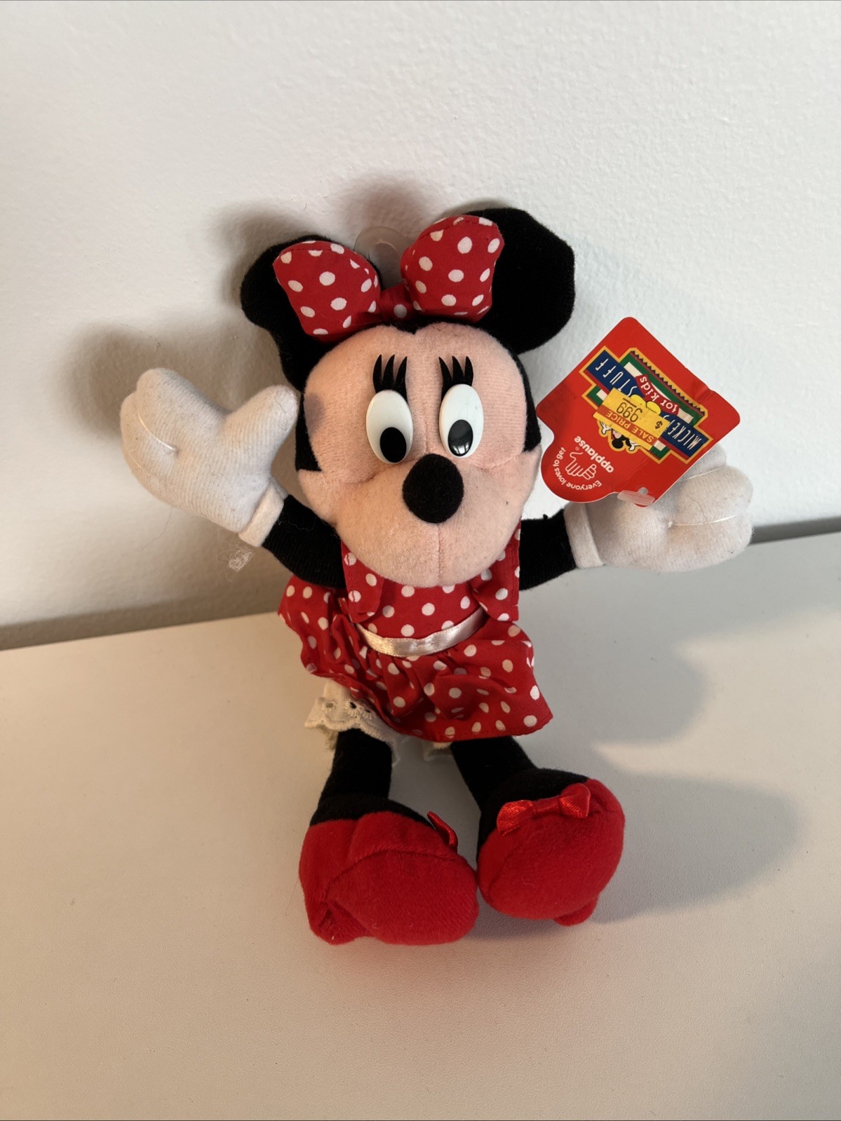 Minnie Mouse 10 inch plush doll, Disney; Applause With Tag
