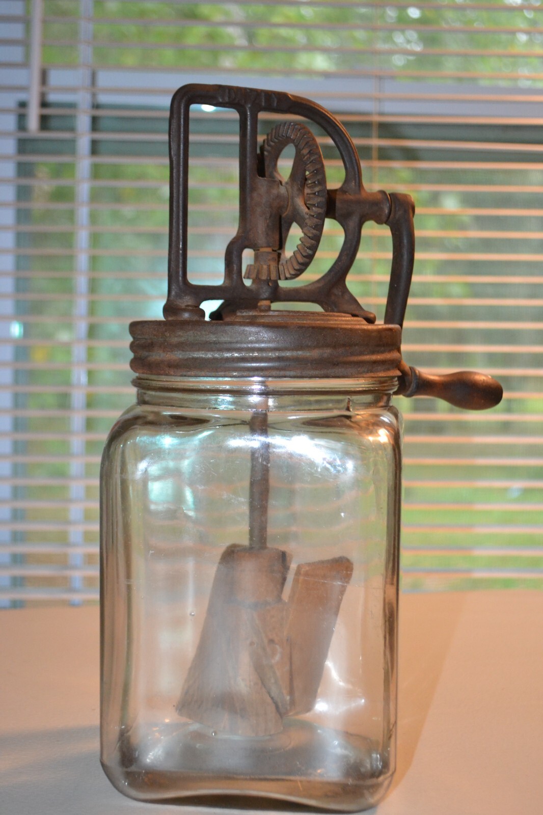 Antique Dazey No. 30-40H Wood Paddle Butter Churn St Louis MO USA 3 Qt