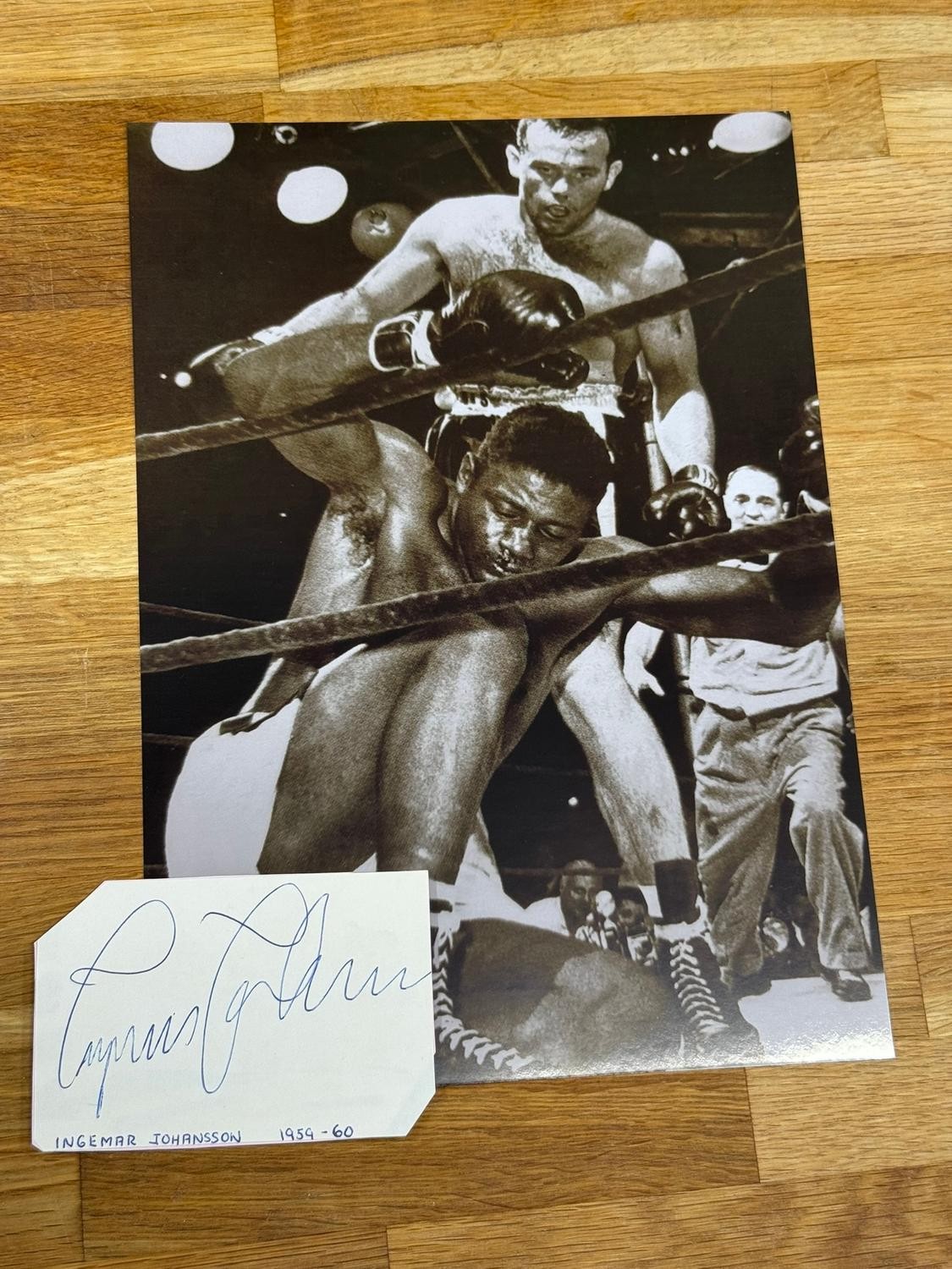 Ingemar Johansson World heavyweight boxing champion, genuine Autograph