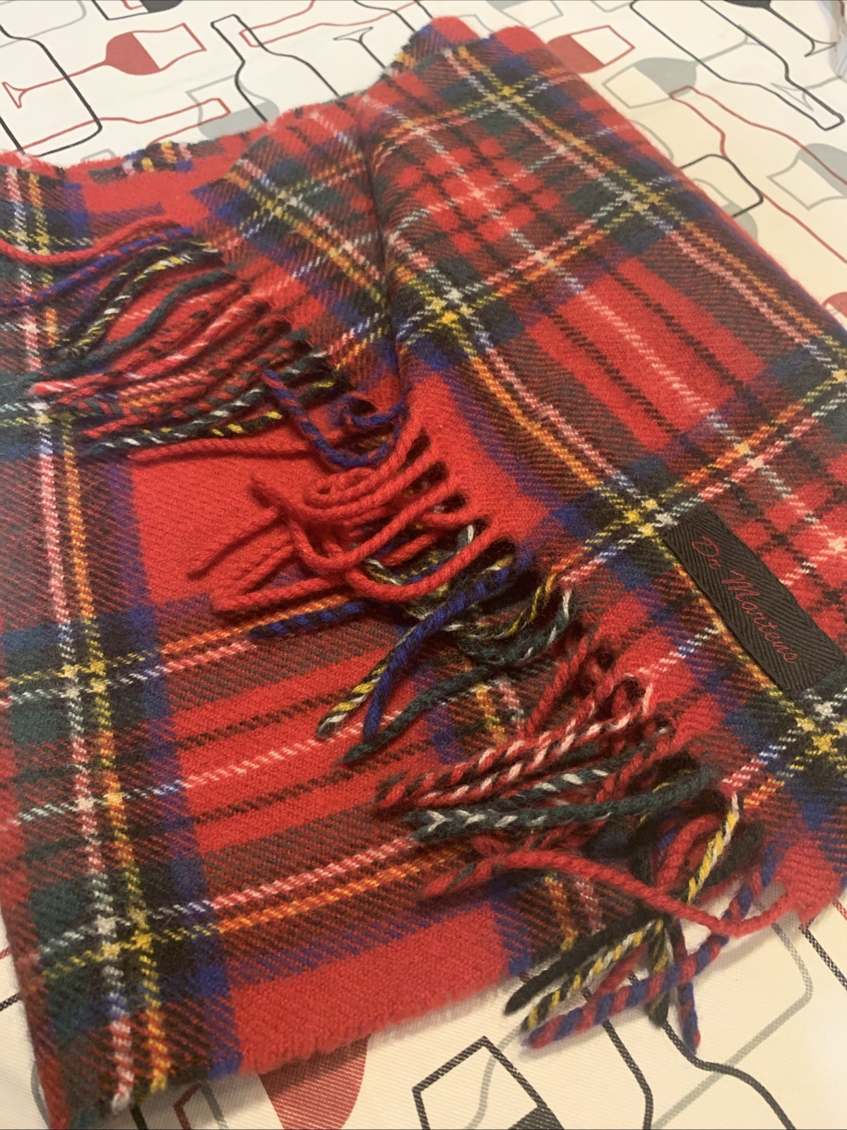 Dr. MARTENS AUTHENTIC TARTAN LAMBSWOOL SCARF, Red, ONE SIZE.