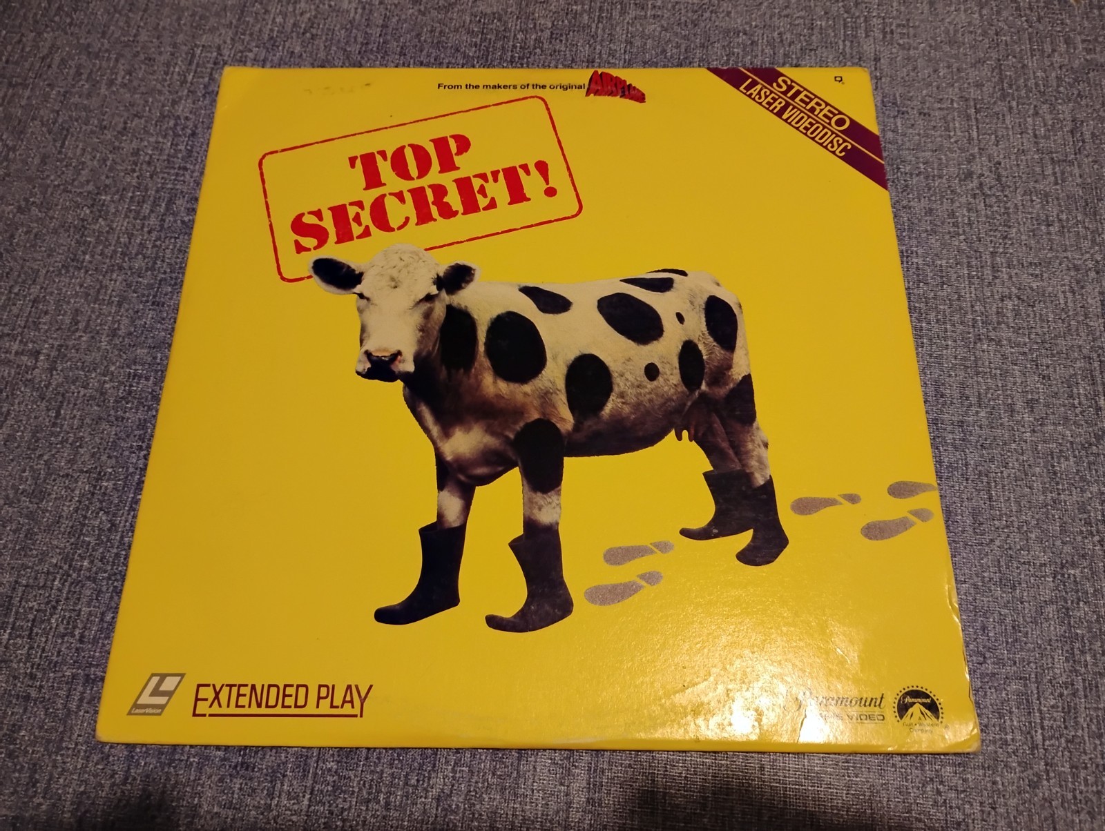 ~OBO~ Top Secret! - LaserDisc - Extended Play - NM Disc - Val Kilmer