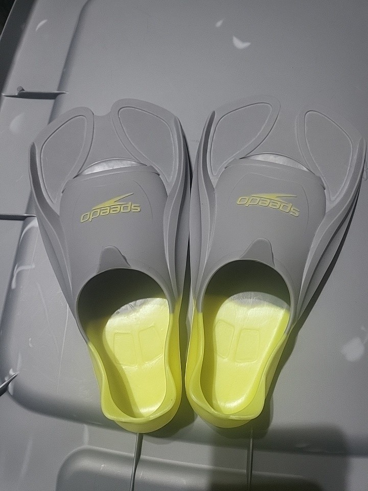 Speedo Biofuse Training Fins Gray & Yellow Rubber Size 3/4