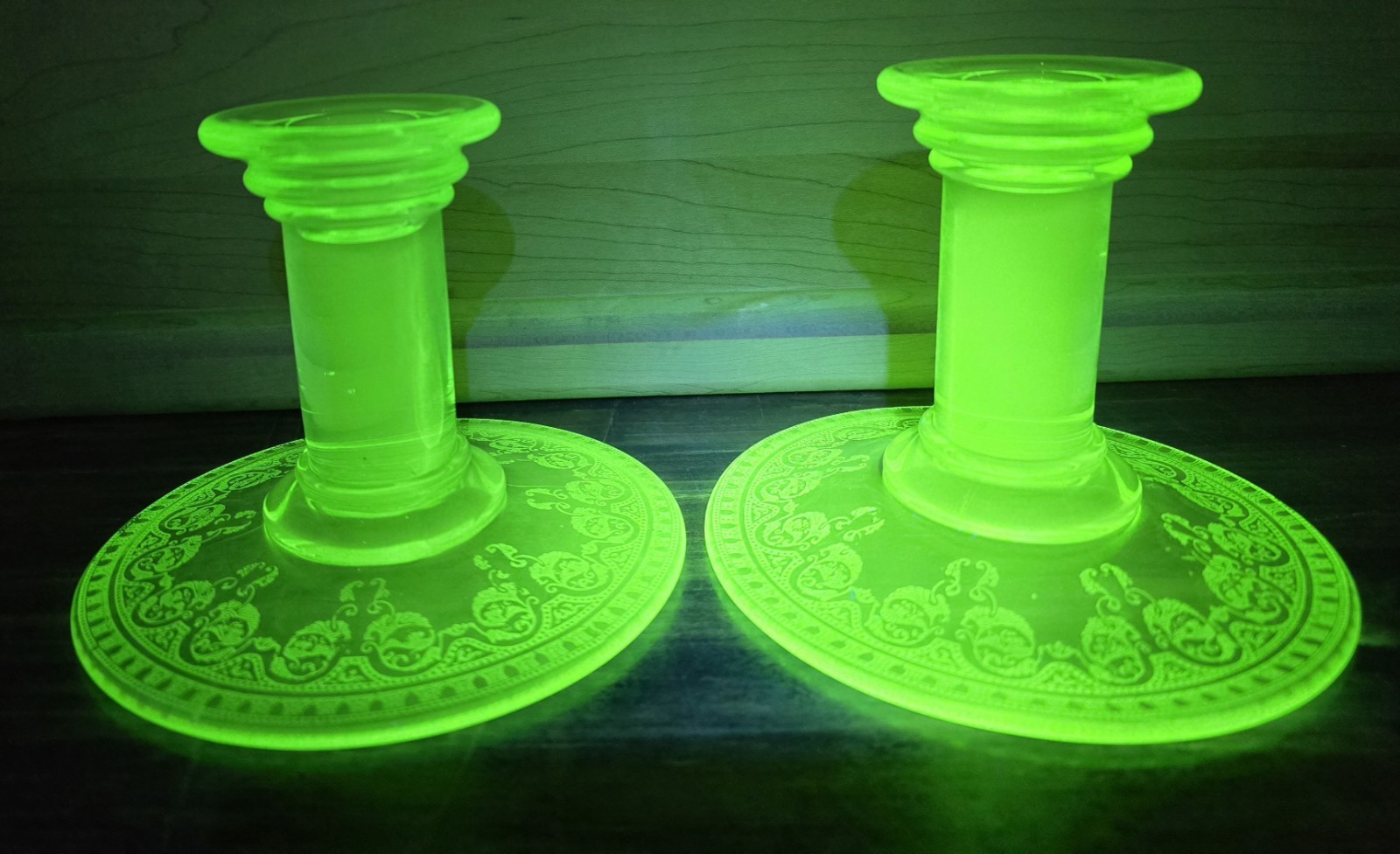 PAIR OF CAMBRIDGE WINDOWS BORDER URANIUM CANDLE HOLDERS