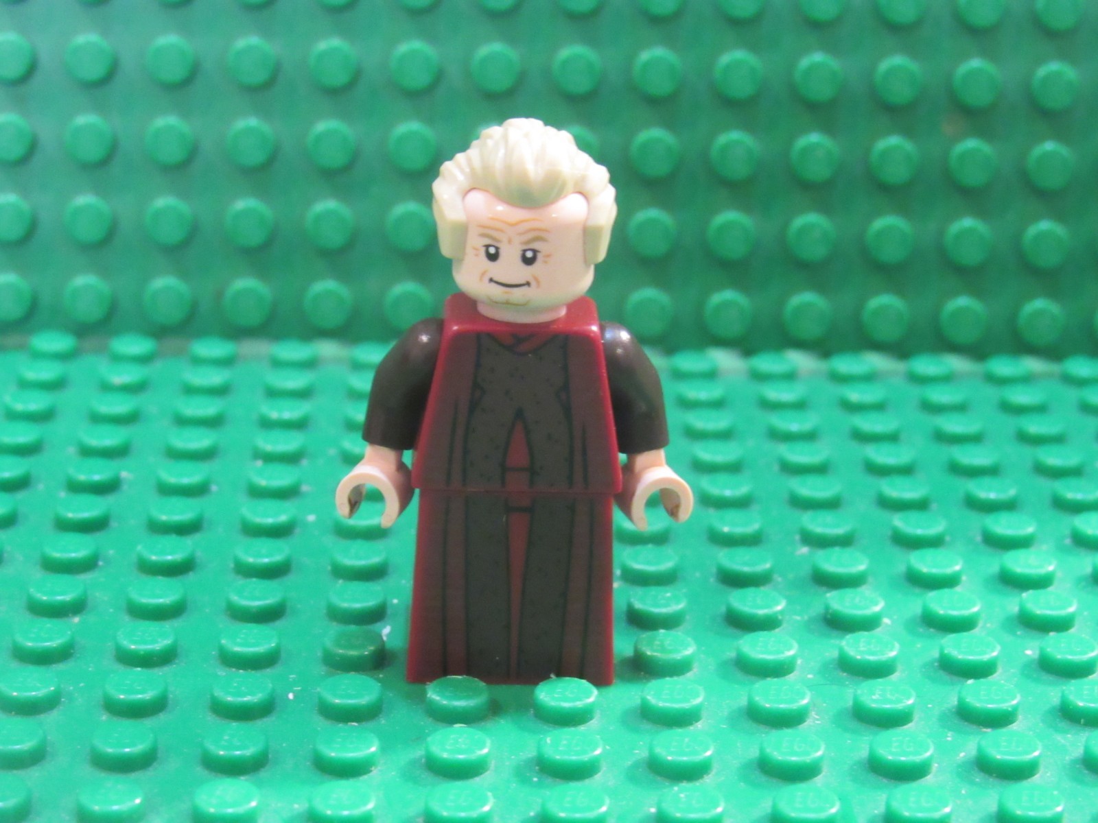 LEGO Star Wars Chancellor Palpatine Minifigure 75354 Clone Wars Robe PA5