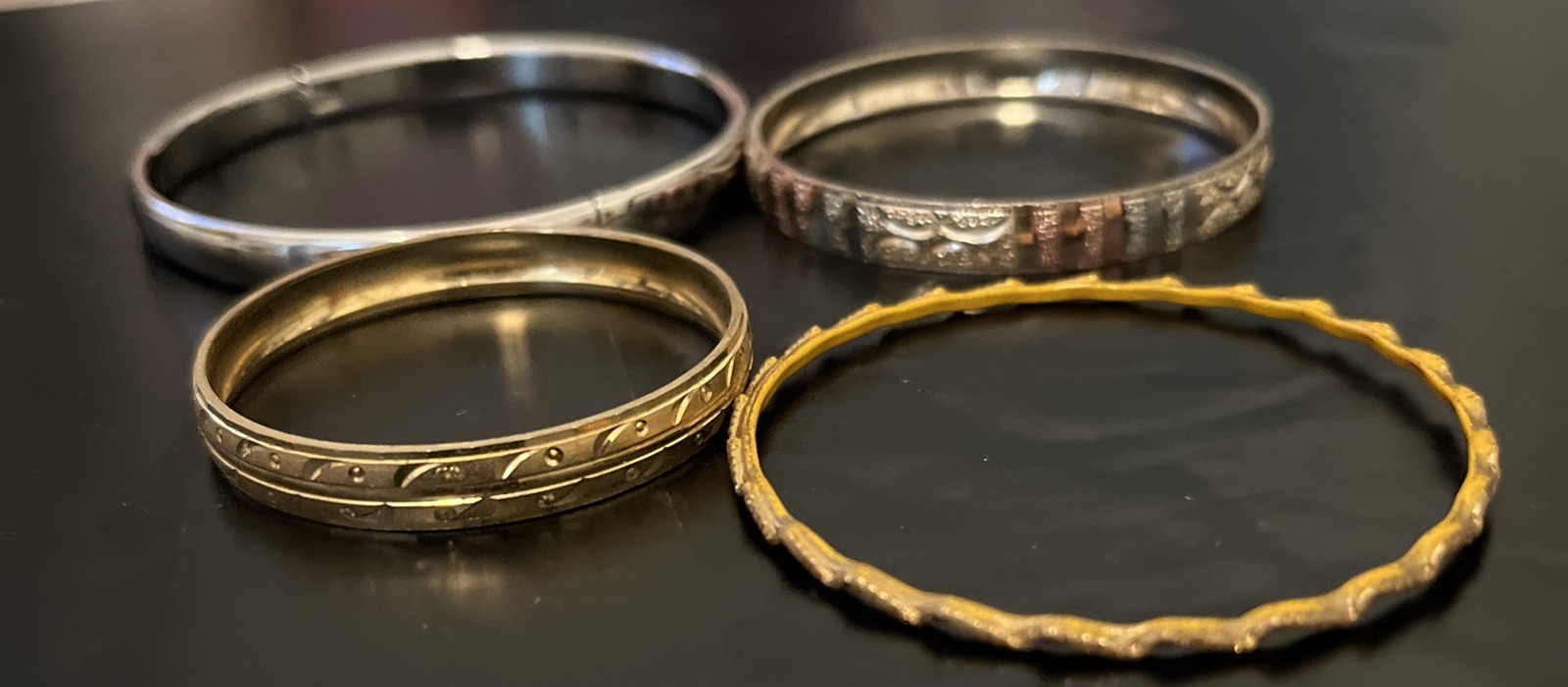 Bracelets Girls 4 Bangle Sizes 1.5”-2.5” Silver & Gold Tone 3 Vintage Bangles