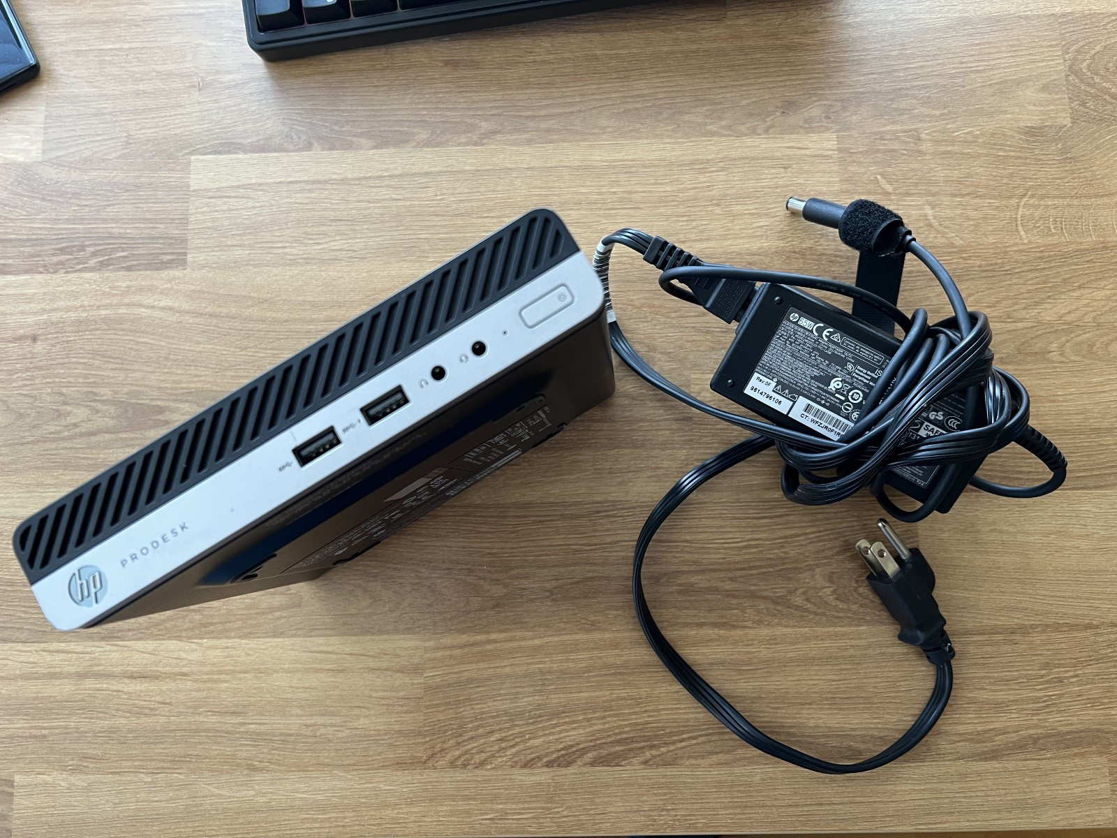 HP ProDesk 405 G4 Mini Ryzen 5 PRO 2400GE 8GB RAM 256GB NVME Win 11 Pro