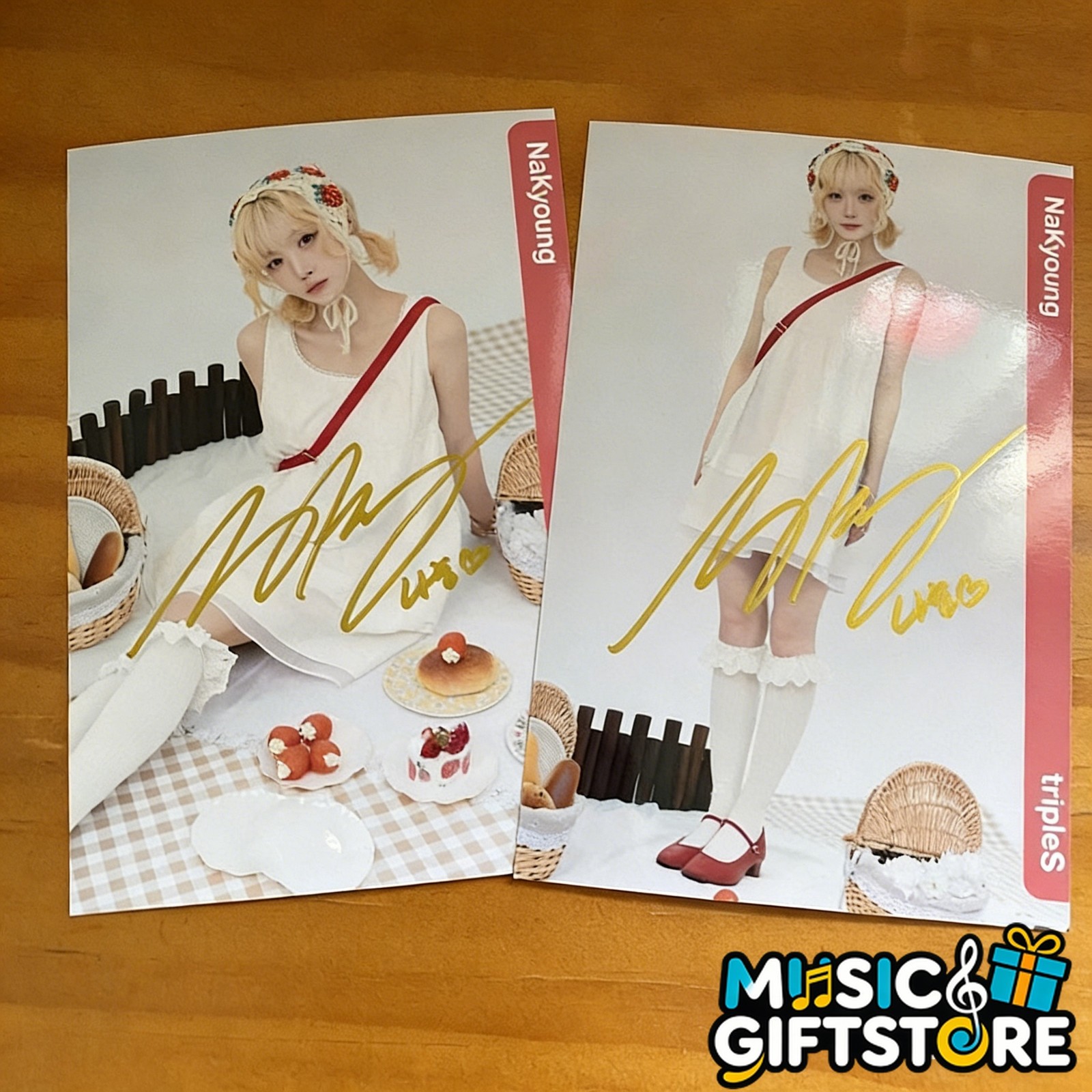 tripleS Nakyoung Autographed Signed Photo Picture K-POP 4*6 2025A #MUGS