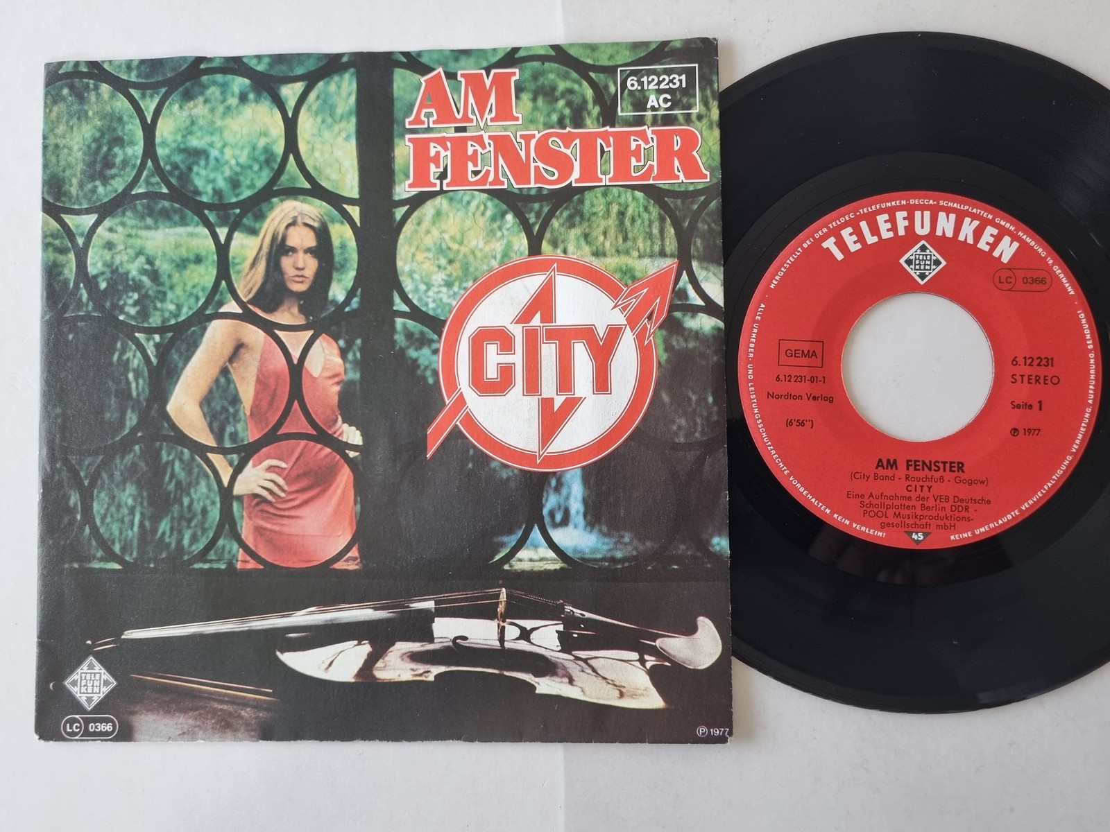City - Am Fenster/ Traudel 7'' Vinyl Germany