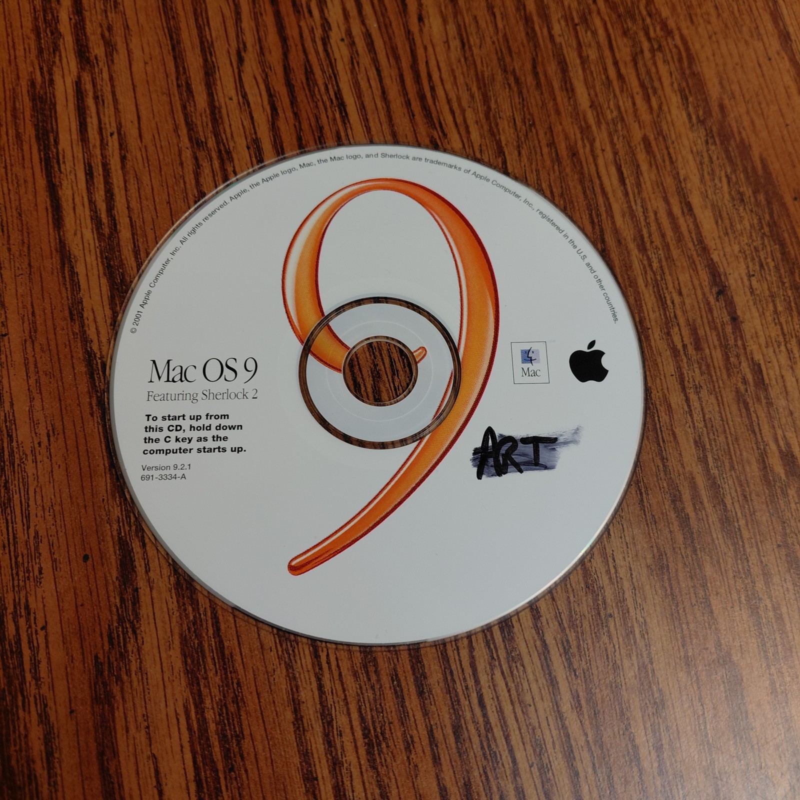 Mac OS 9 Featuring Sherlock 2 Install CD Version 9.2.1, 691-3334-A