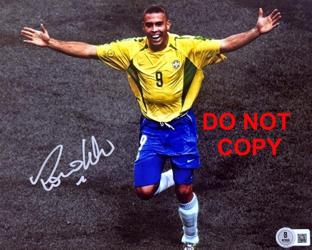 Ronaldo Nazario BRASIL SOCCER Signed Autographed REPRINT 8x10 Photo RP