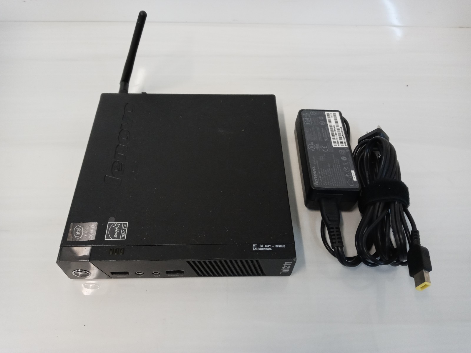 Lenovo ThinkCentre M73 Tiny Desktop Intel i3-4130T 2.9GHz 4GB RAM 500GB HDD WiFi
