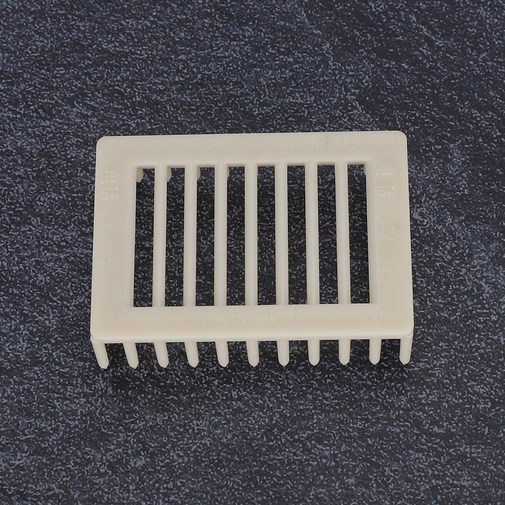 20Pcs Plastic Square Shape Queen Rearing Box Bee Cage Beekeeper Tool For