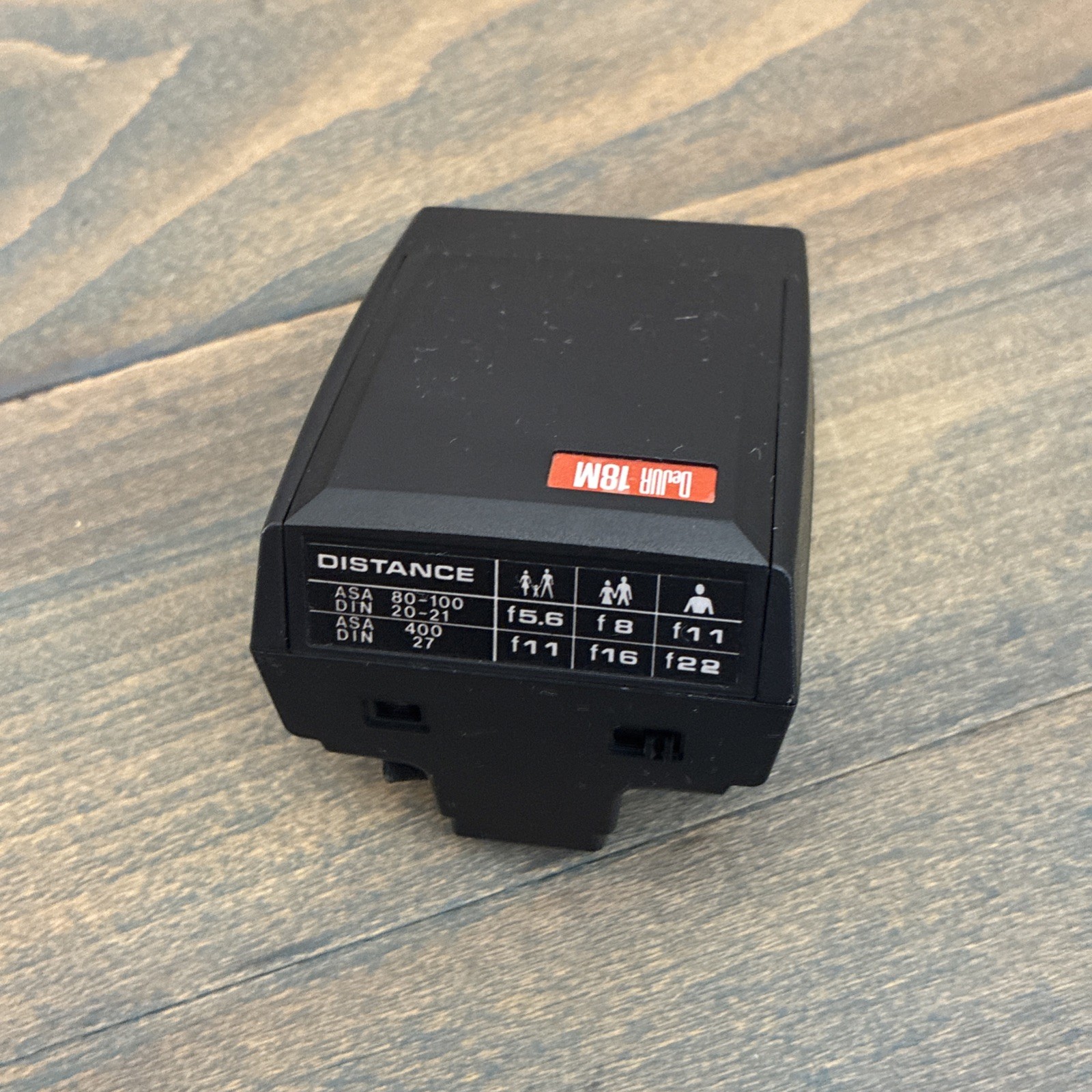 Vintage DEJUR 18M Solid State Electronic Flash~ ASA 80-100  DIN 20-21. TWC (P9)