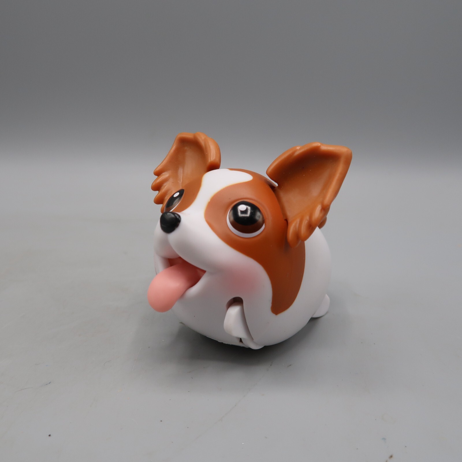 Spin Master Chubby Puppies PAPILLON puppy dog Moving Figure