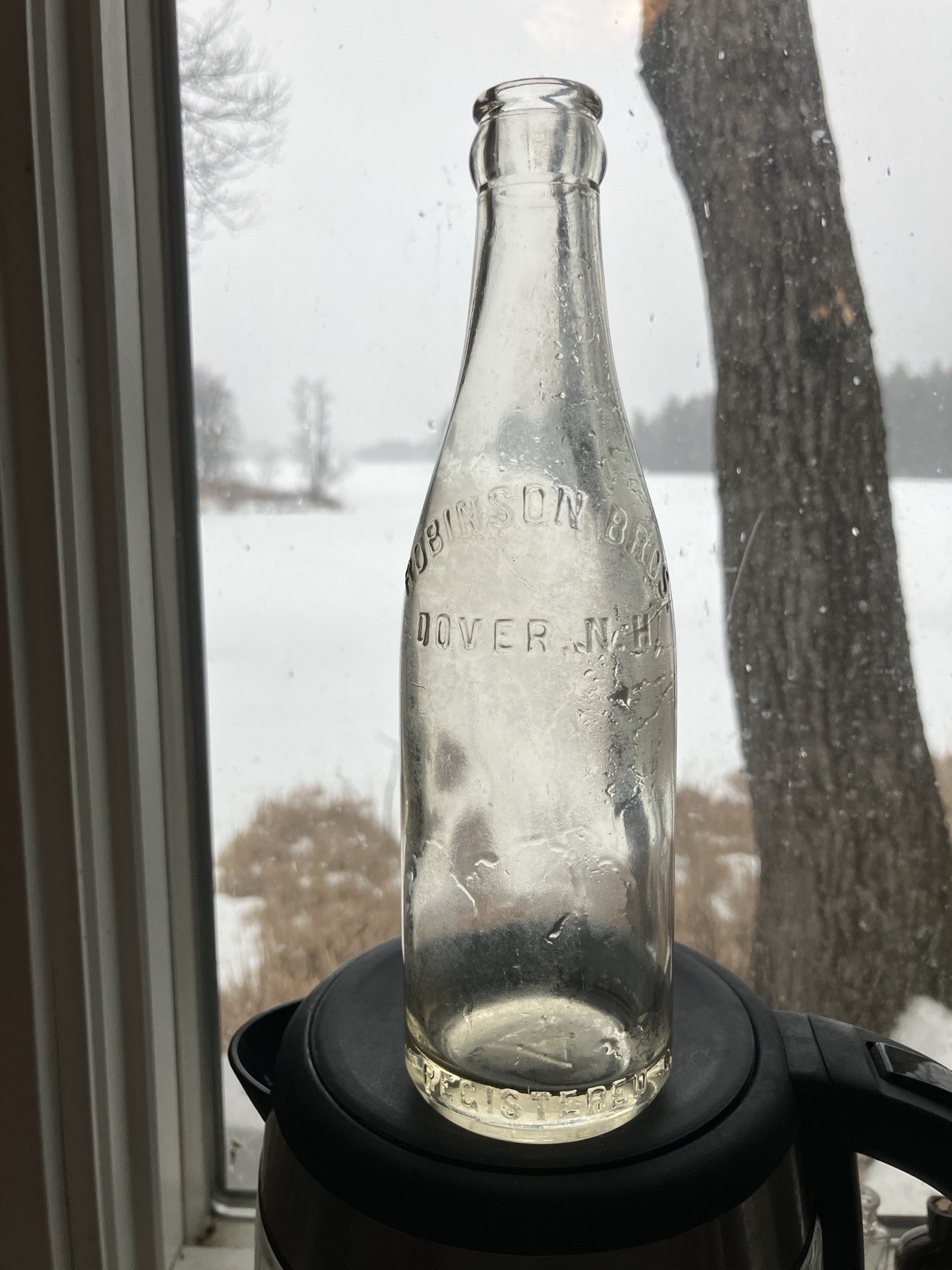 AR-BE    Robinson Bros.  - Dover, N.H. - NH  - Vintage Soda Bottle