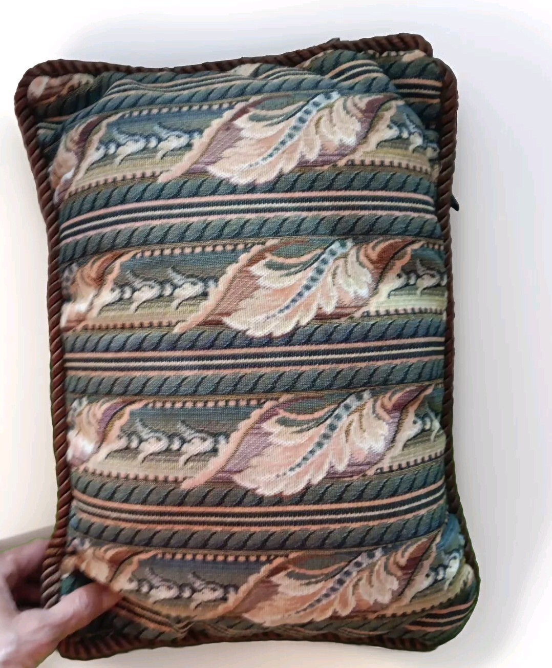 Portofino Pillow Designer Decorative Embroidered Sofa 15×11 Bed Excellent Condit