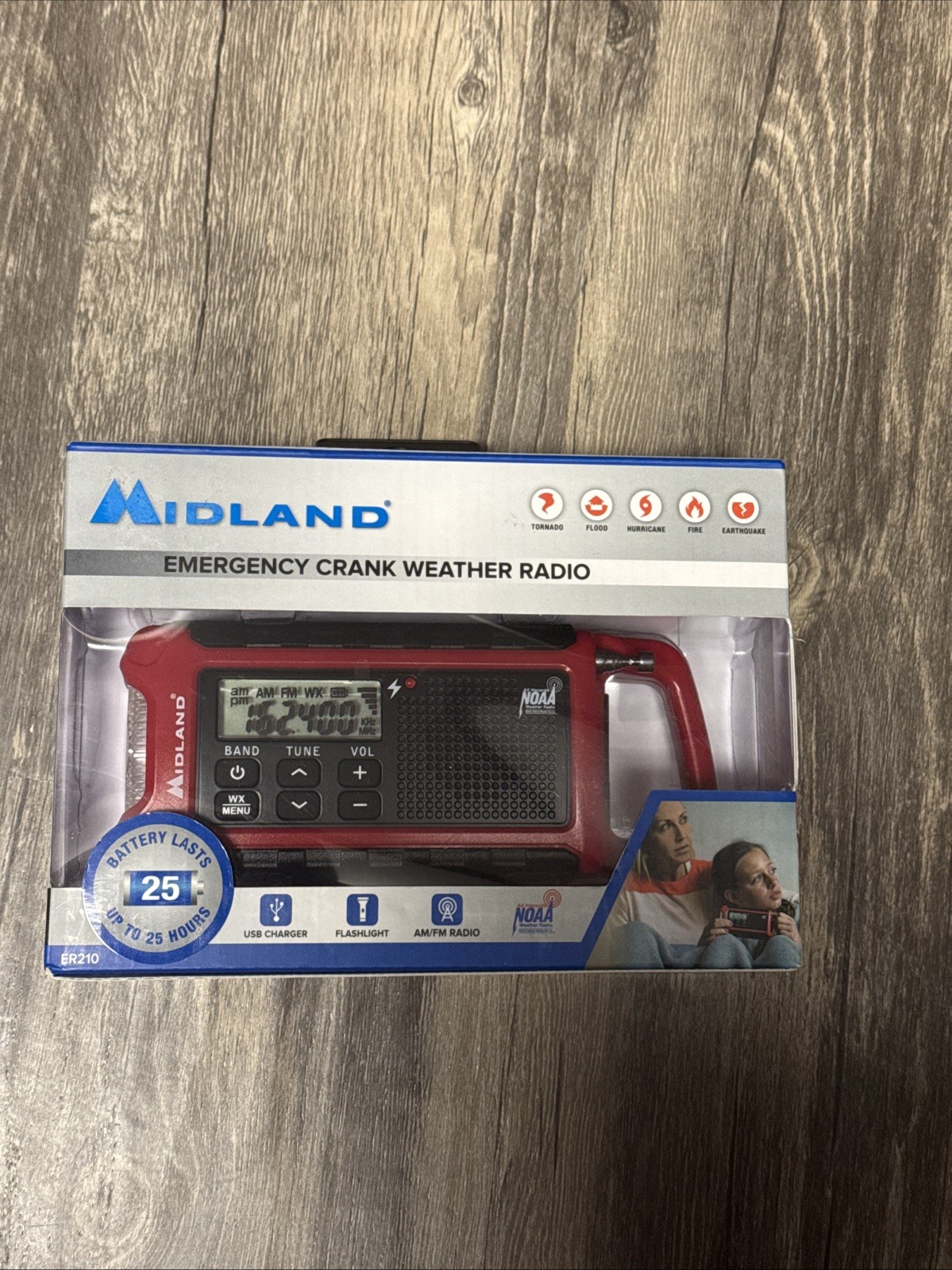 New Midland ER210 Emergency Crank Weather Radio AM FM NOAA Flashlight Power Bank