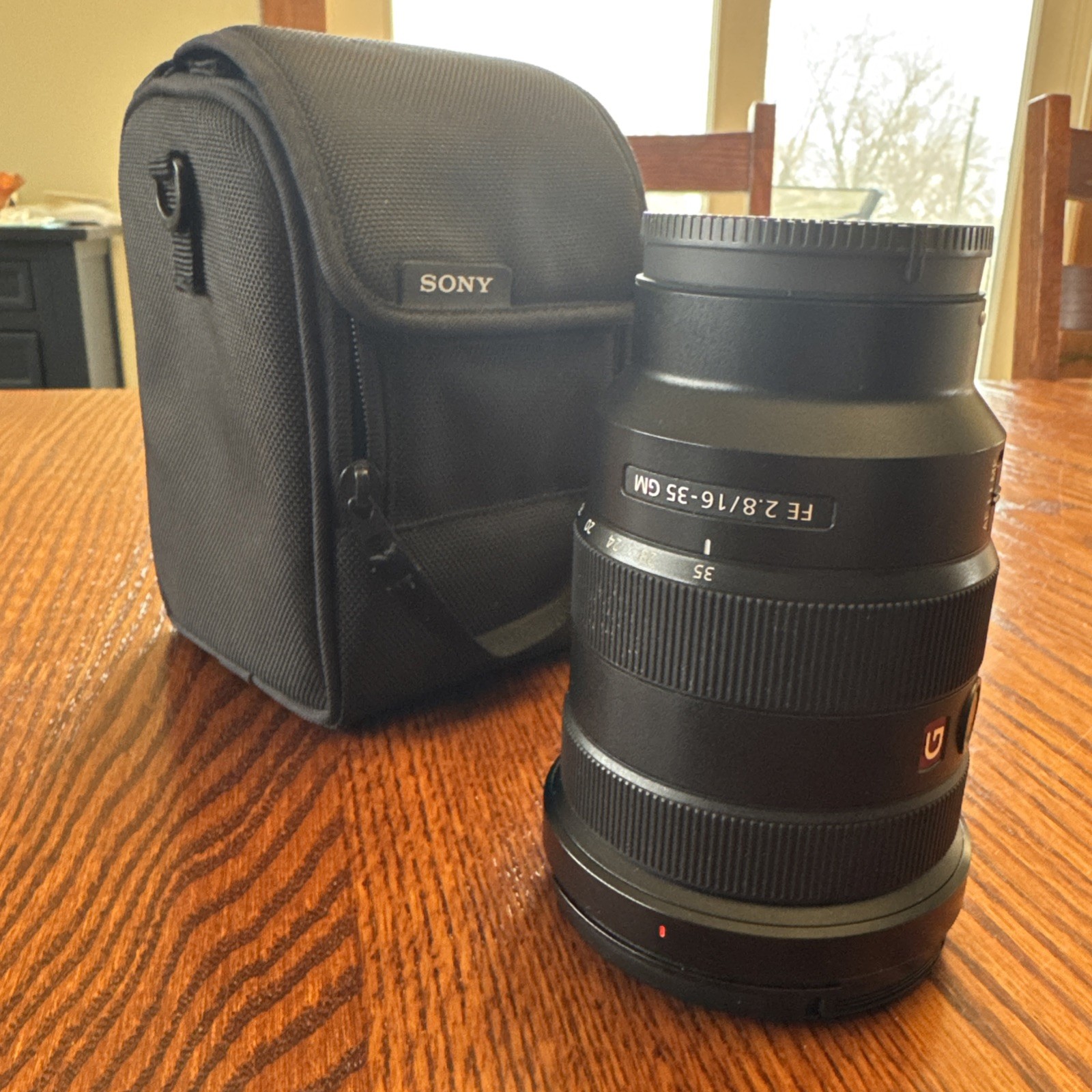 Sony 16-35mm F/2.8 GM Lens With Caps And Case