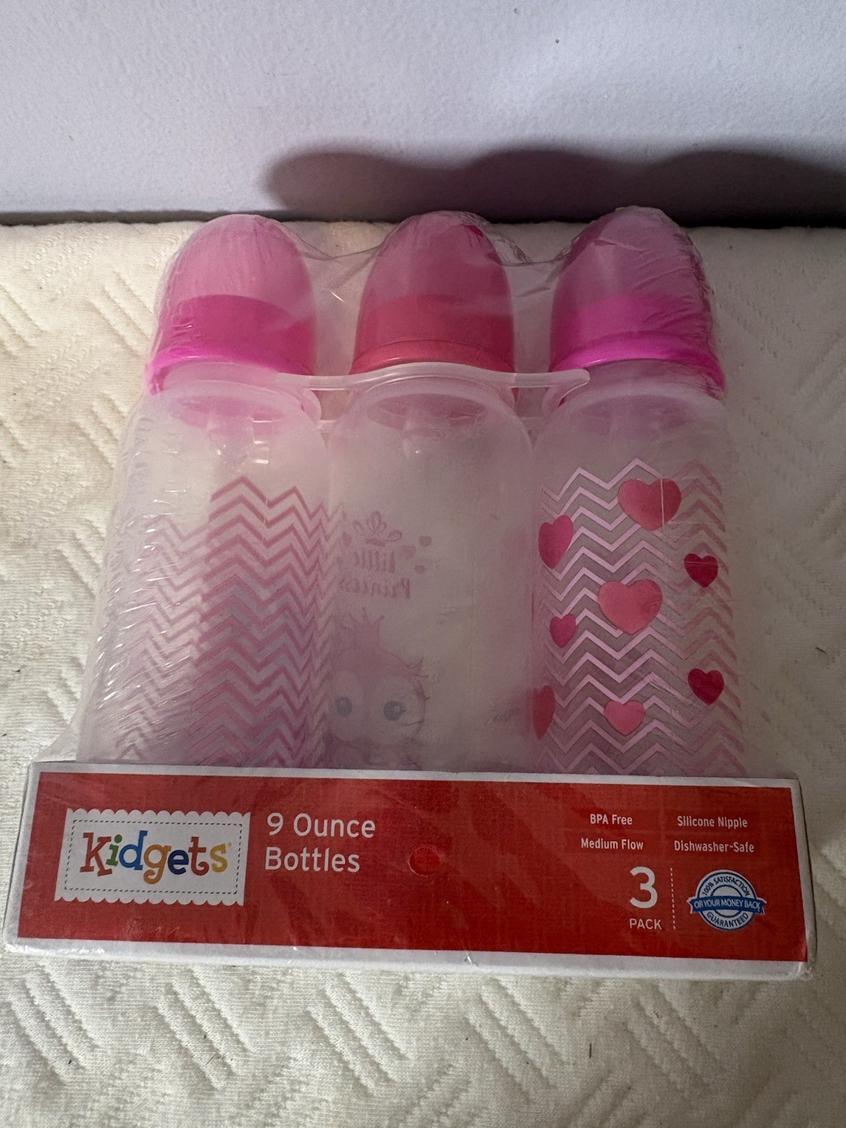 Kidgets Printed Bottles With Medium-Flow Nipples 3-Pack of 9-Ounce Bottles - New