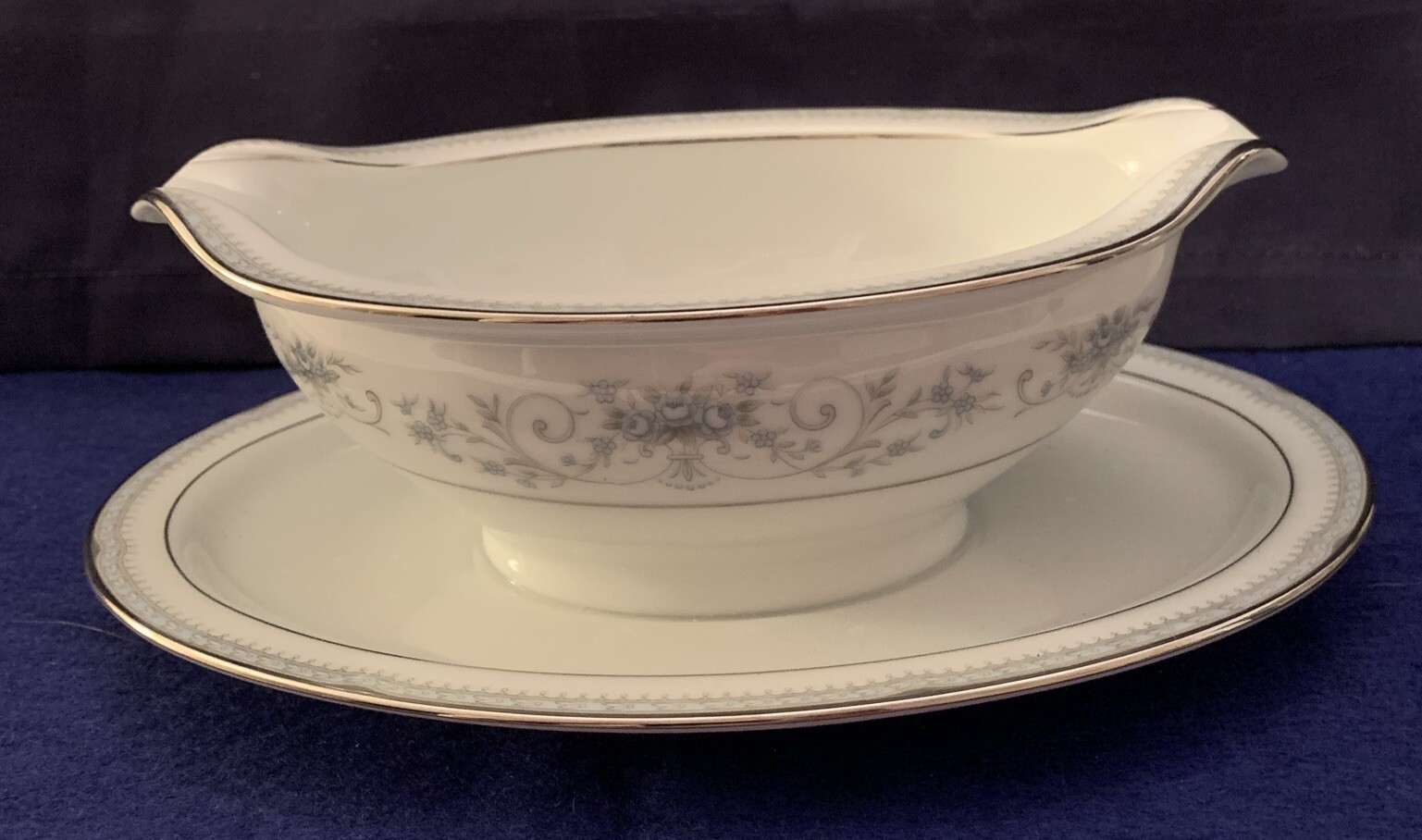 VTG Noritake COLBURN 6107 Gravy Boat Attached Underplate Silver Trim Floral