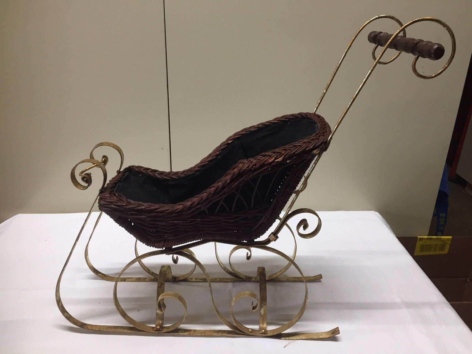 Antique Rustic Primitive Sleigh Christmas Country Home Decor Buggy Carriage