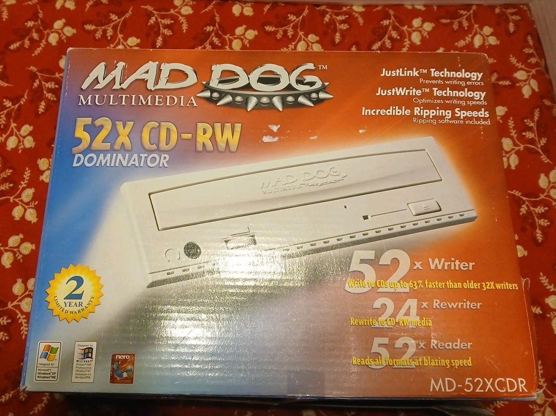 vintage MAD DOG Multimedia DOMINATOR 52X CD-RW - cd writer reader new with box