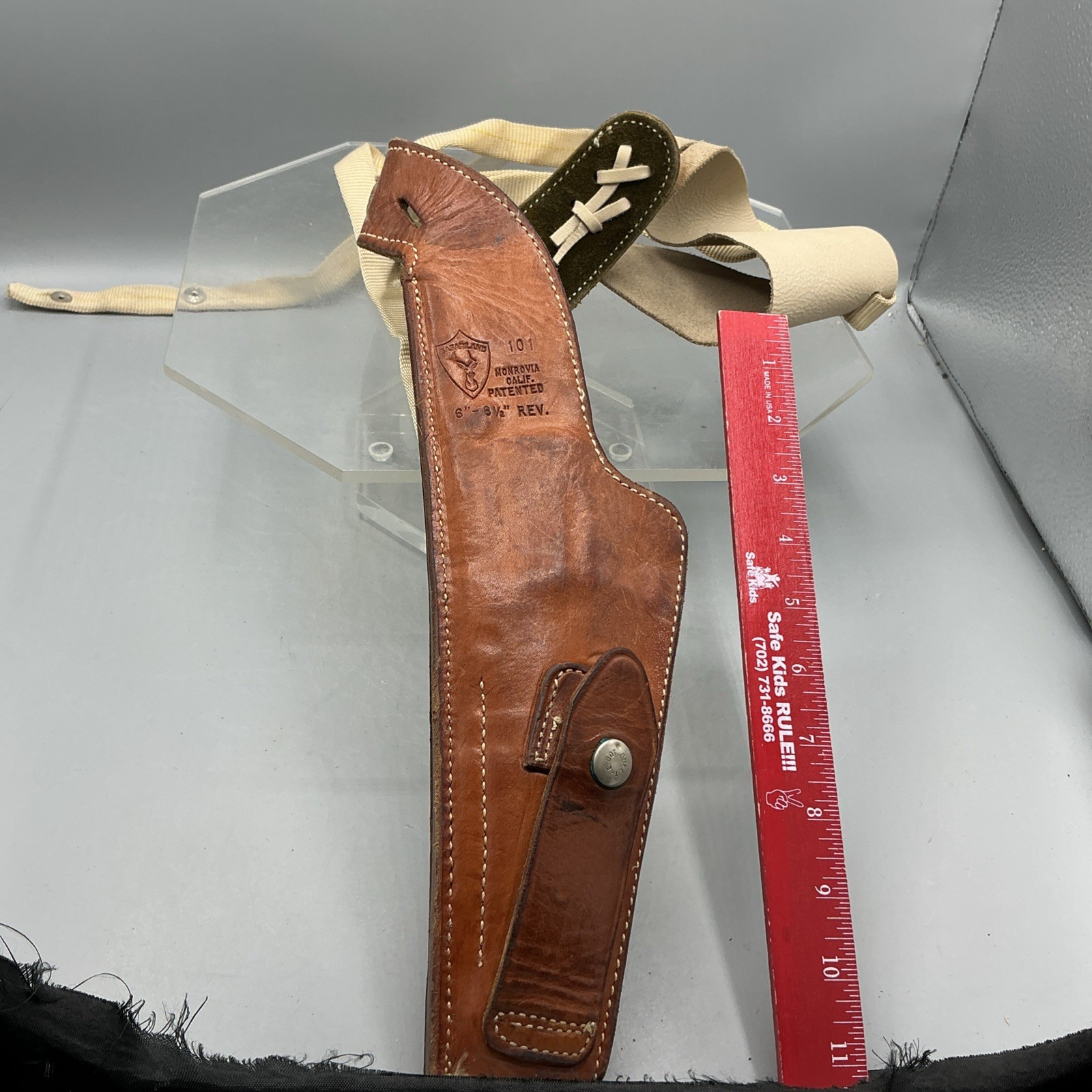 Vintage Safariland 101 Leather Shoulder Holster – 6-6.5” Revolver – Monrovia CA