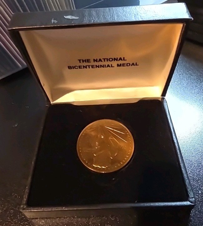 1976 The National Bicentennial Medal Coin American Revolution We The People