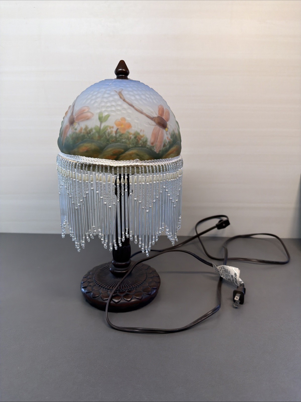 E1 Boudoir Lamp w/ Reverse Painted Pink Dragonfly Glass Shade Gd1