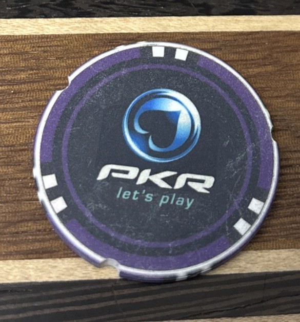 PKR Let’s Play Casino Chip Advertising Sample Notched