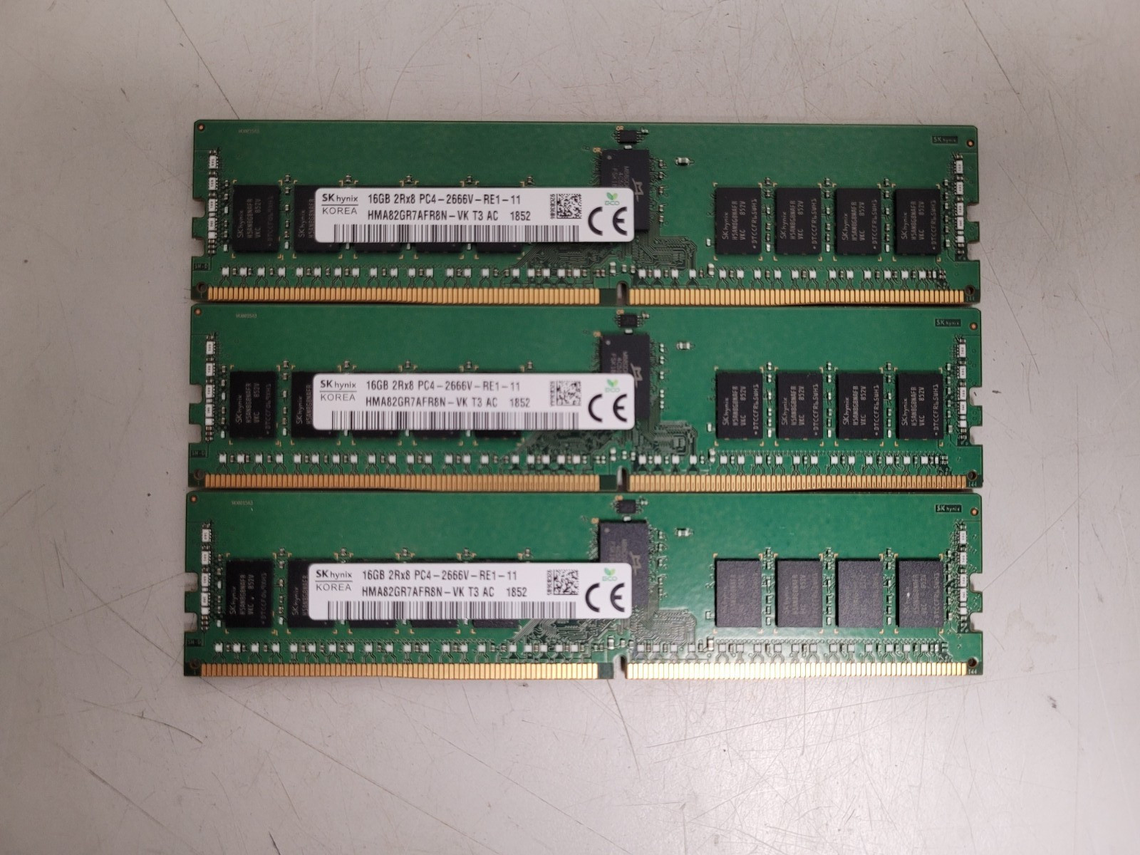 SK Hynix 48GB (3x16gb) 4DRx4 2Rx8PC4-2666V-2666v RE1 11 server ram used