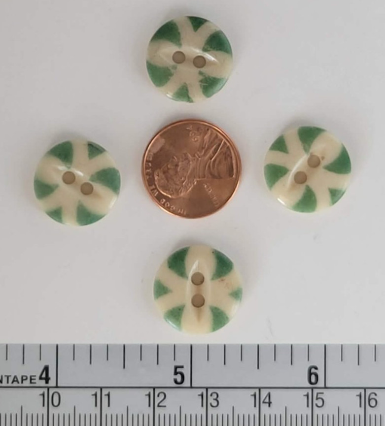 4 ANTIQUE #28 CHINA STENCIL buttons--GREEN-- LARGE