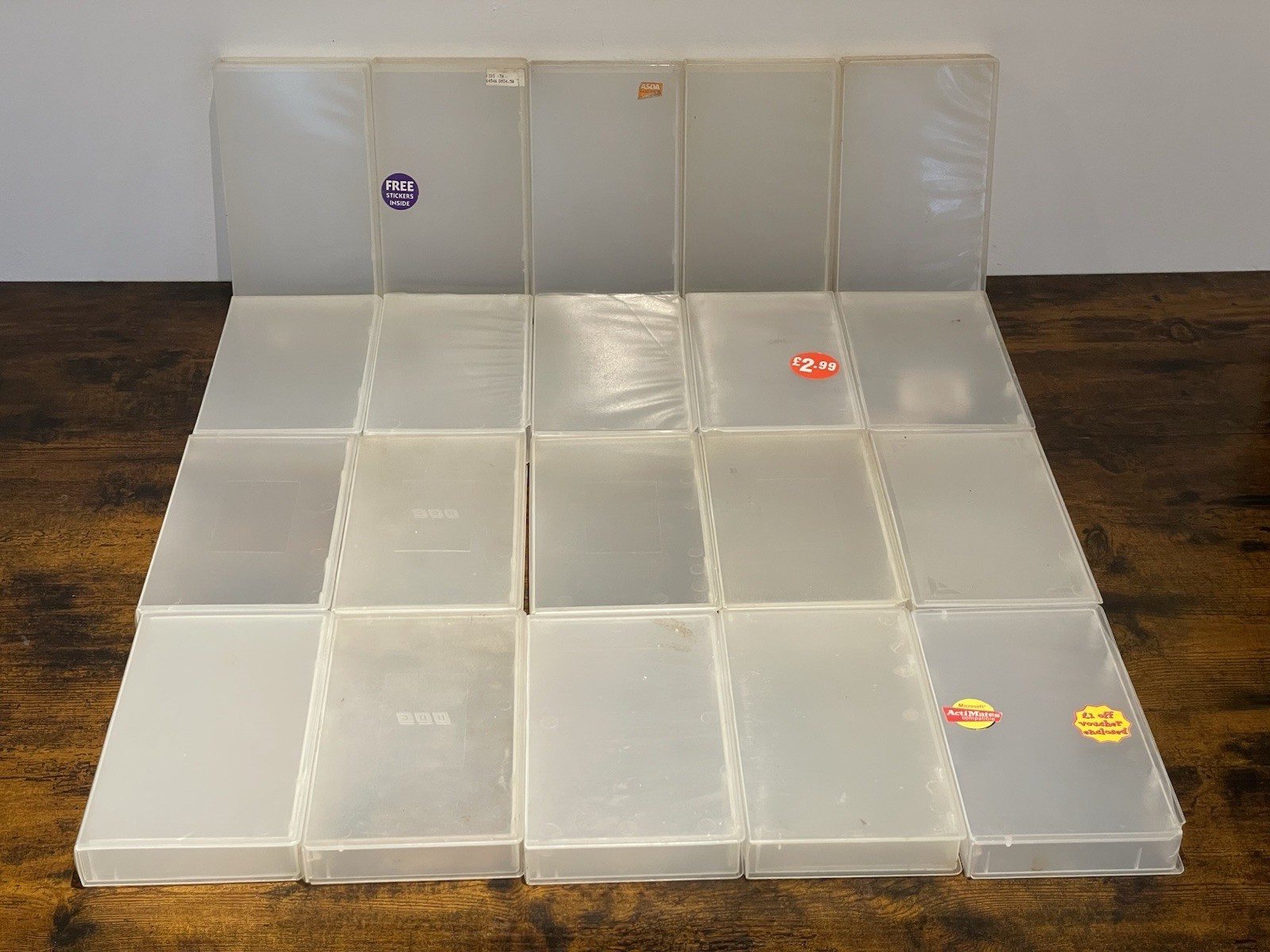 20 EMPTY VHS VIDEO TAPE STORAGE CASES Clear Up Cycle Retro Prop Crafting (3)