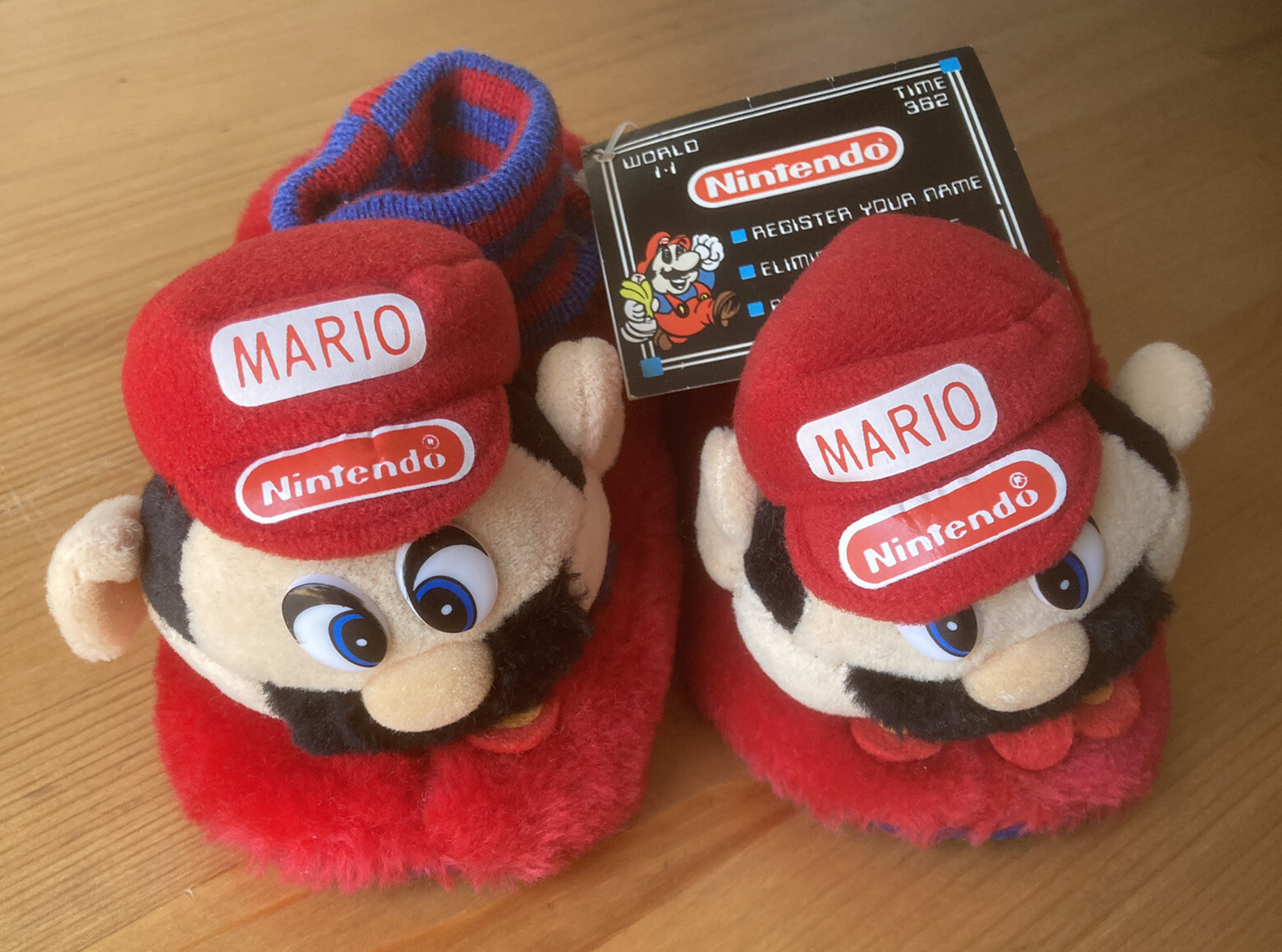 Vtg RARE 1989 Super Mario Bros. Plush Fuzzy Slippers Nintendo NOS Original Tags!