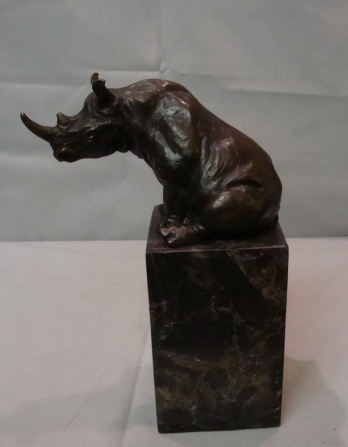 Statue Sculpture Rhinoceros Animalier Style Art Deco Style Art Nouveau Bronze ma