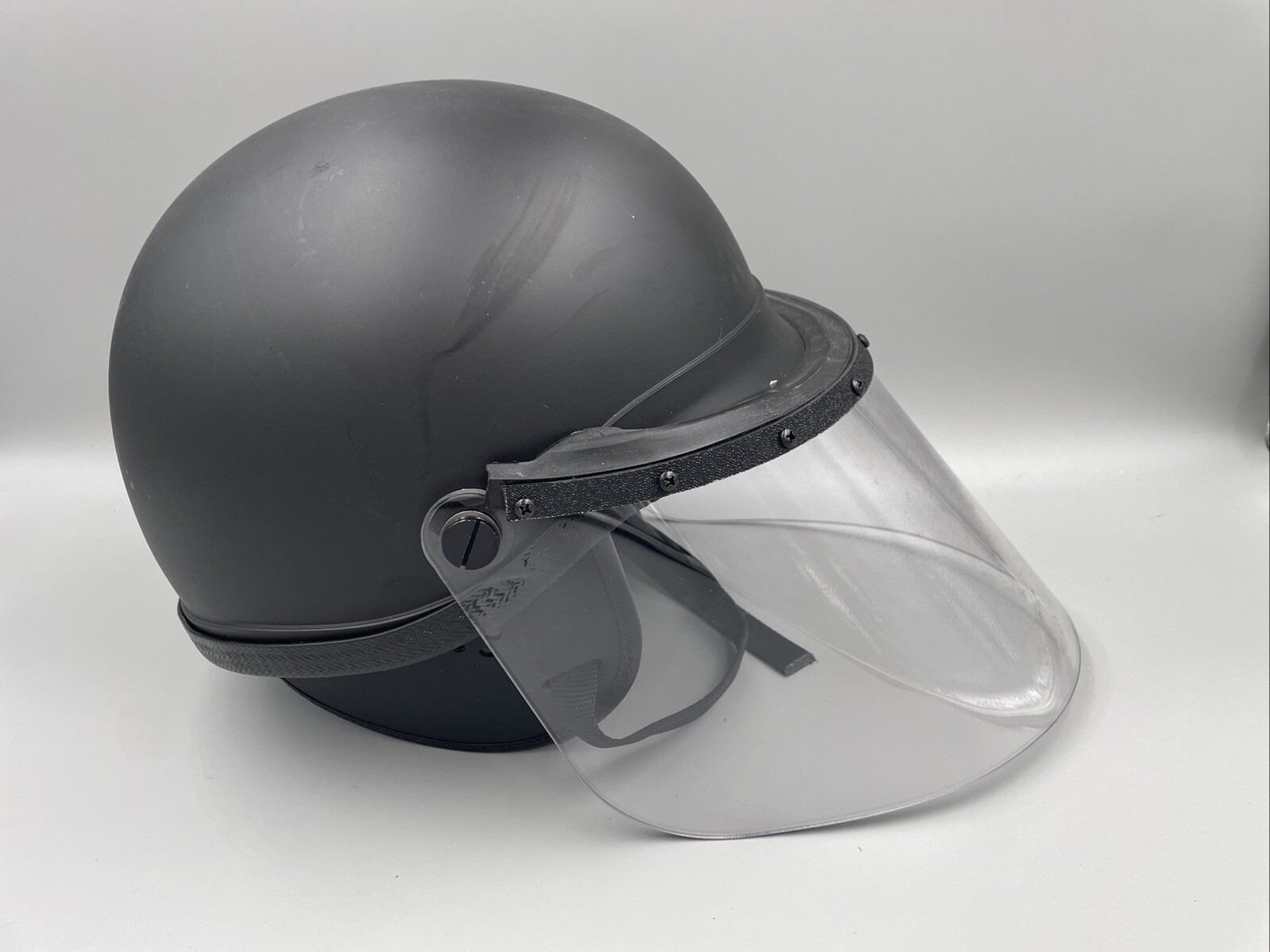 Police Riot Helmet Sirchie 906 Series TacElite Nap Pad Universal Gas Tactical