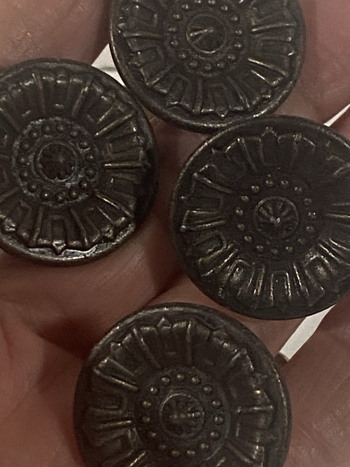 Vintage Style Flower Or Sunburst Drawer Knobs Lot Of 4