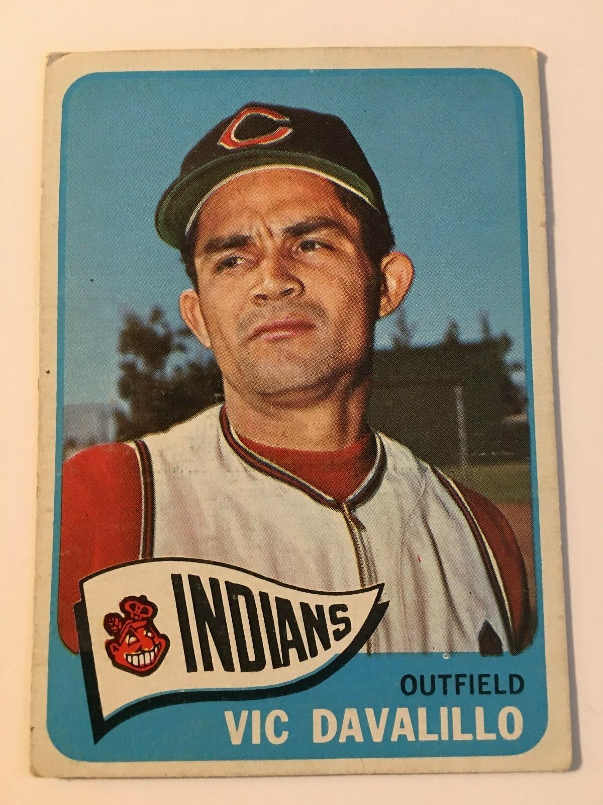 Vic Davalillo Cleveland Indians 1965 Topps 17 year career Gold Glove, All Star