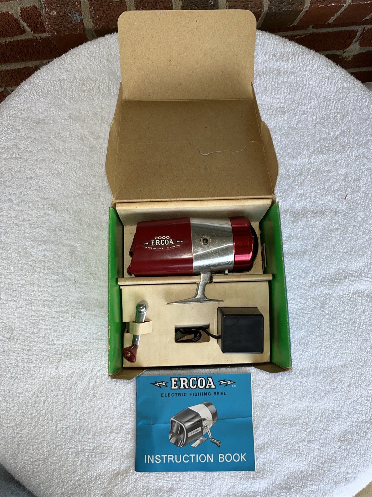 NOS RARE ERCOA 2000 ELECTRIC FISHING REEL !