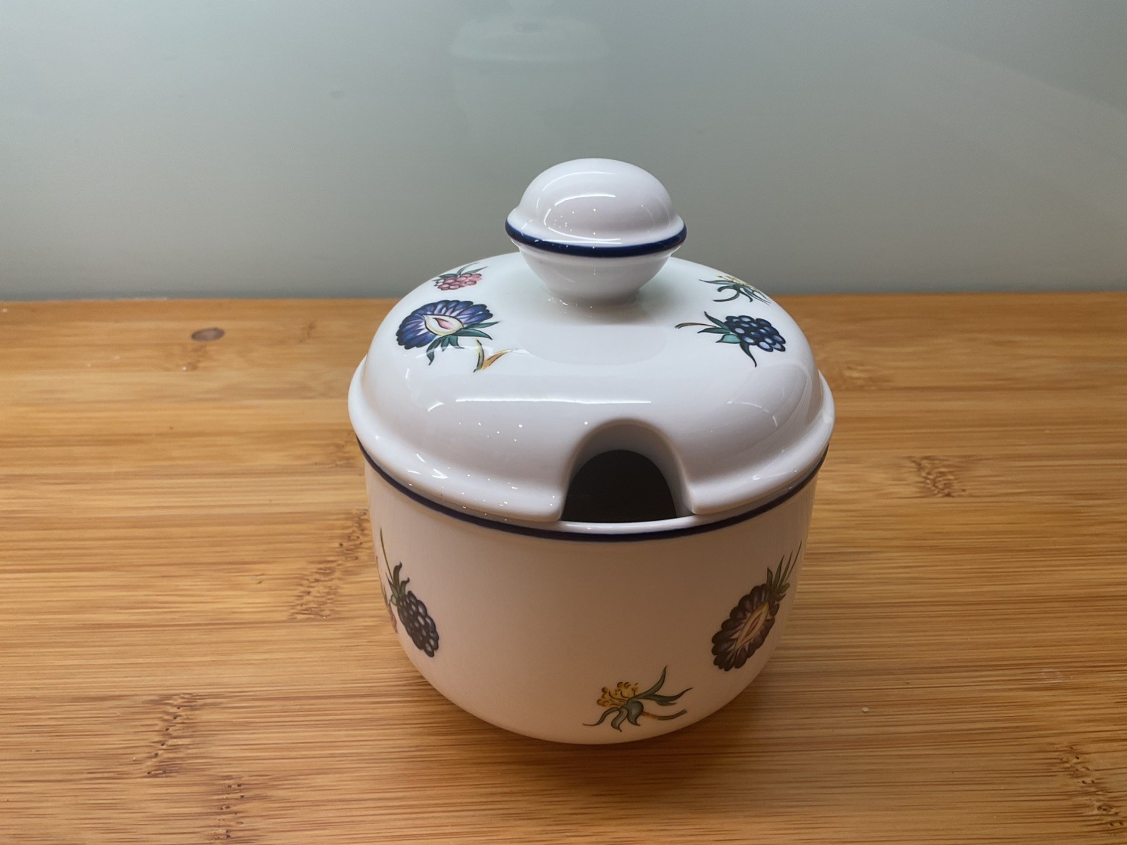 Villeroy and Boch ‘Malaga’ Jam Preserve Pot With Lid - Blackberry