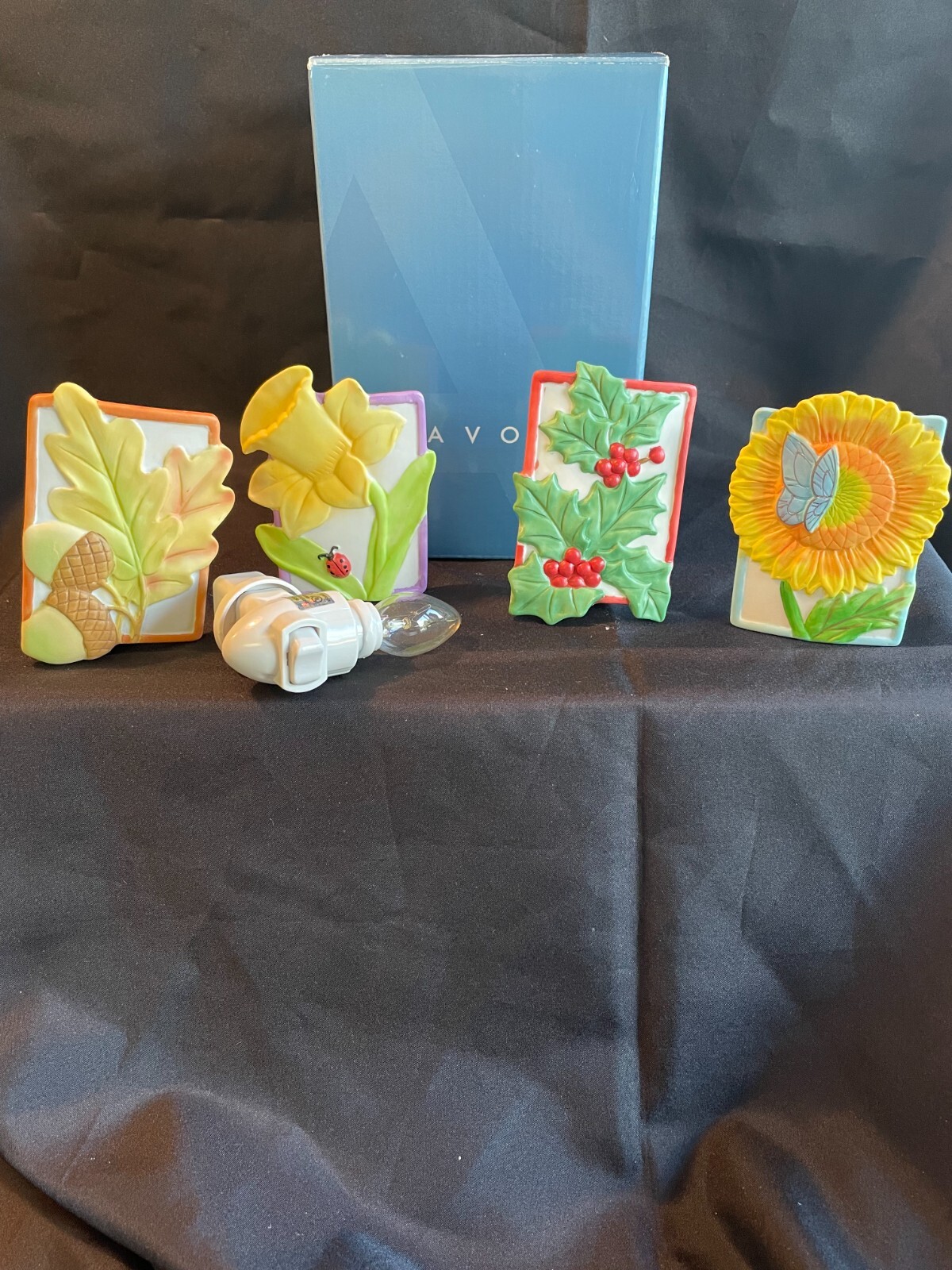 AVON Nightlight for All Seasons Daffodil Sunflower Acorn Holly Porcelain Covers
