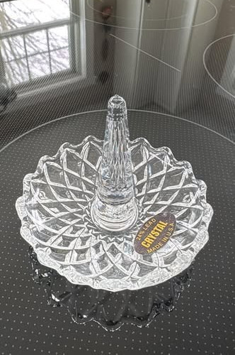 Vintage 24% Leand Fine Crystal Ringholder