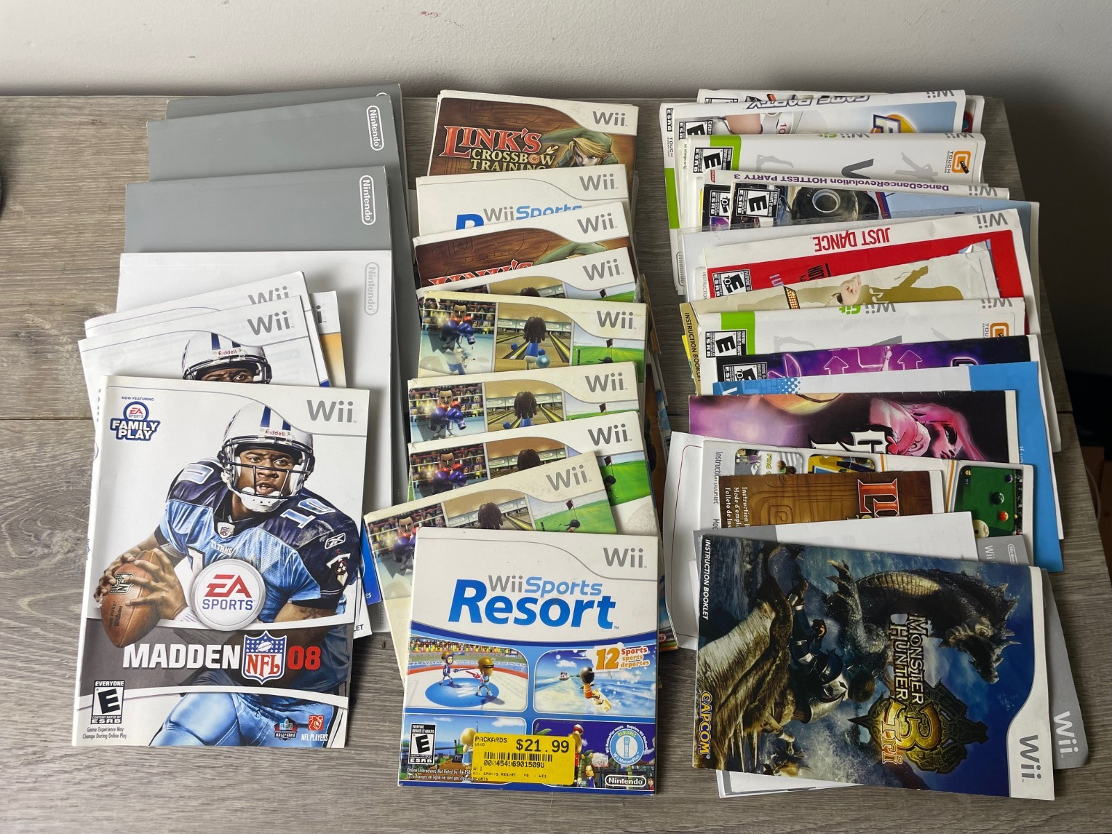 Lot of Nintendo Wii Cover Art Manuals Etc NO DISCS