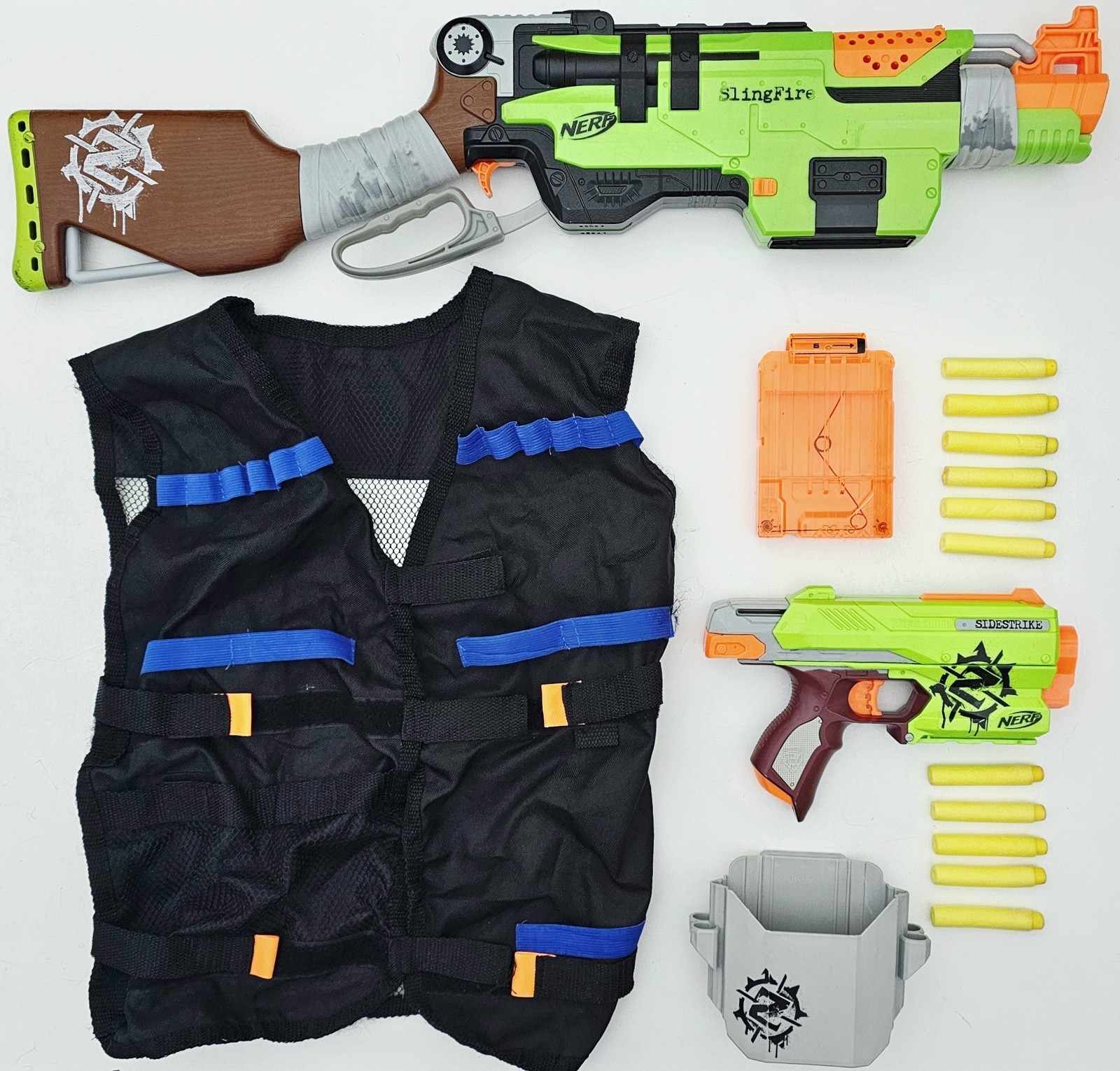 NERF Zombie Strike SLINGFIRE Lever Action Rifle SIDESTRIKE Blaster Holster Vest