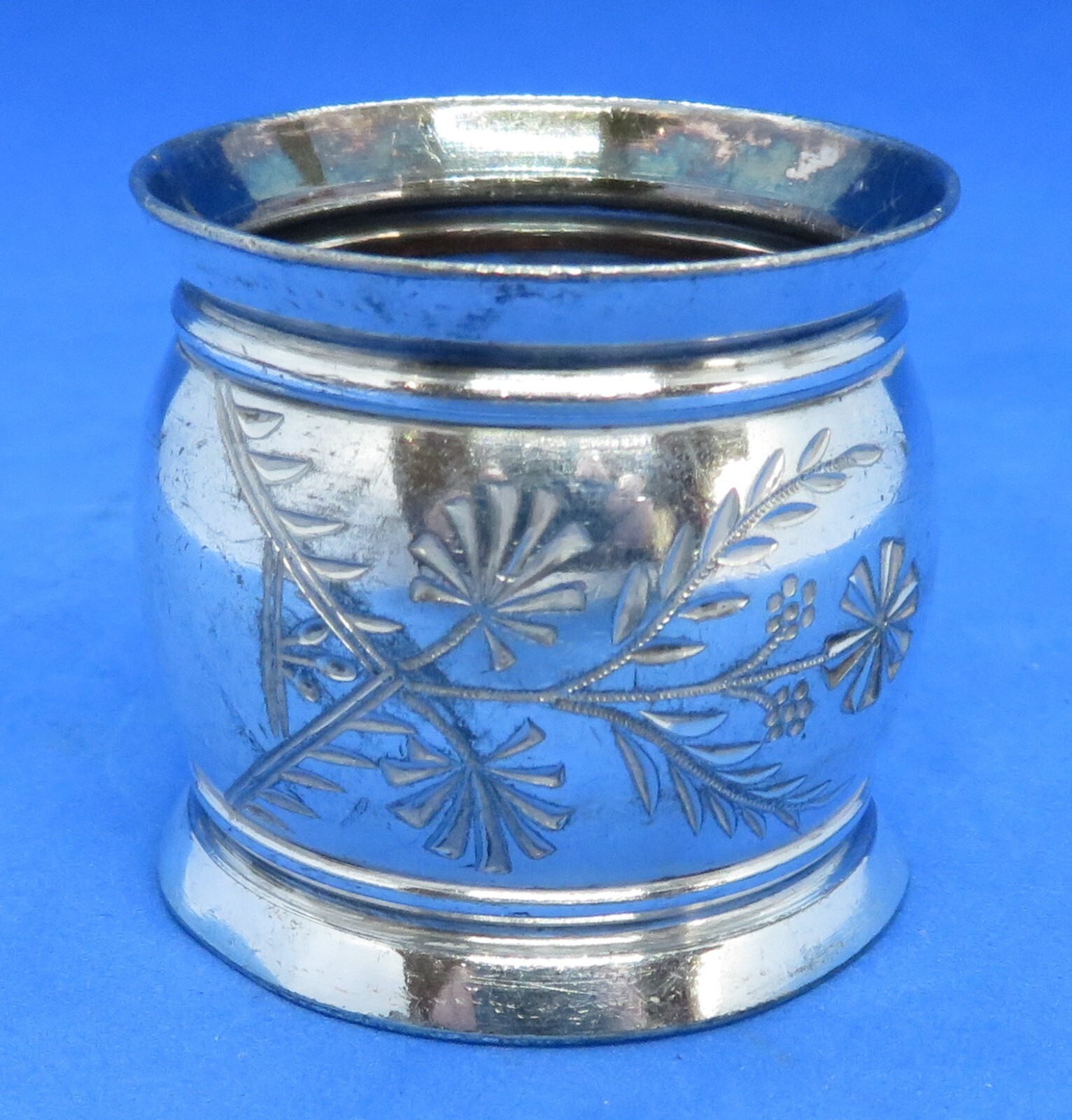 Silver plate electroplate vintage Art Deco antique napkin ring C