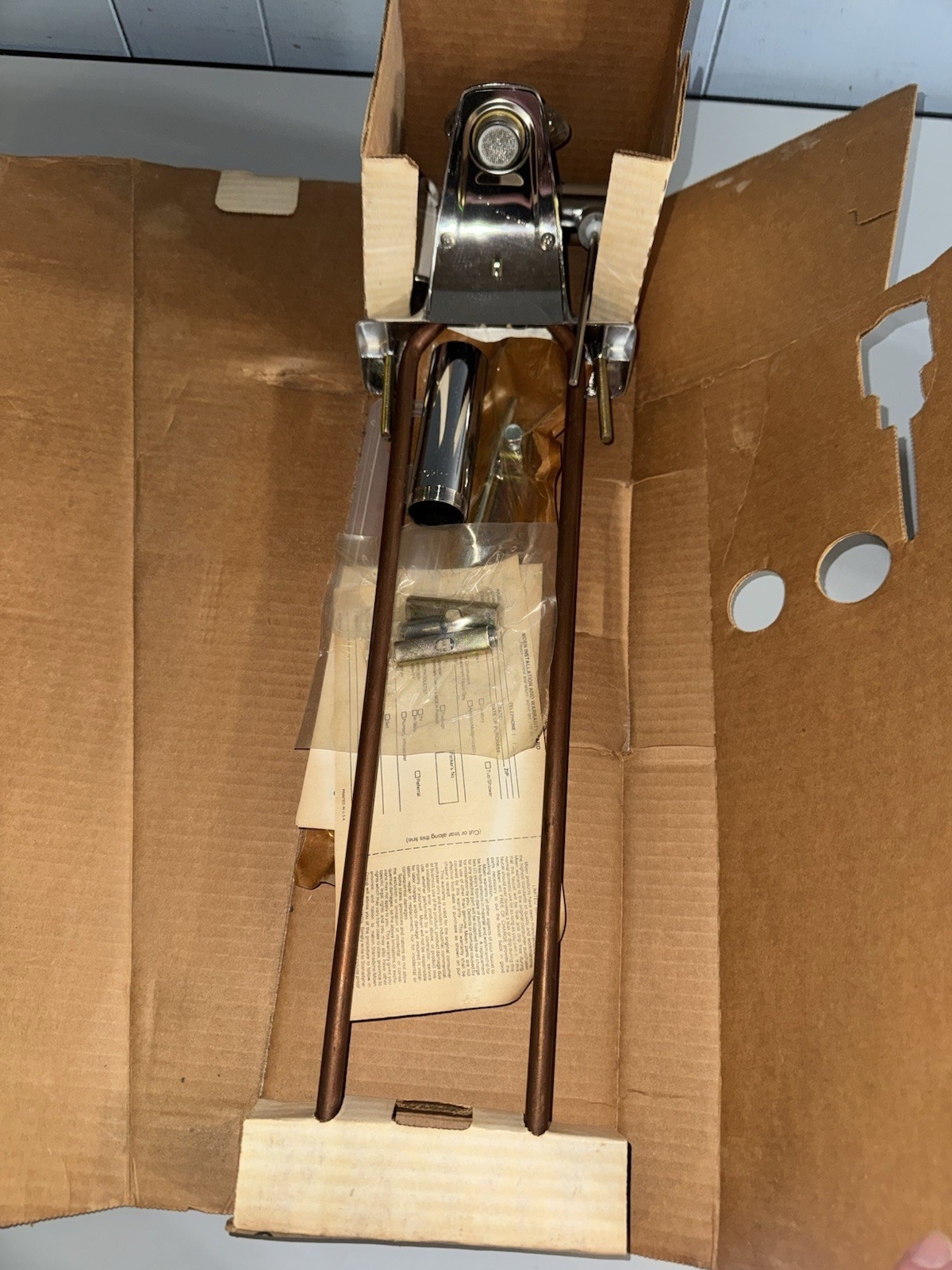 Moen Chateau Single Handle Lavatory Faucet 4625 in Chrome NEW