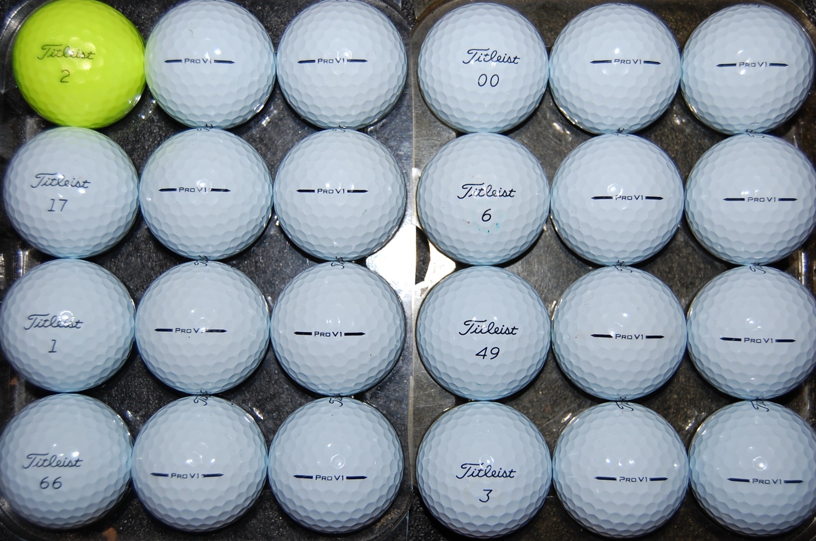 2 DOZEN  2025 - 2026  TITLEIST  PRO V1  used Golf Balls  AAAAA Free 2 Dozen Tees