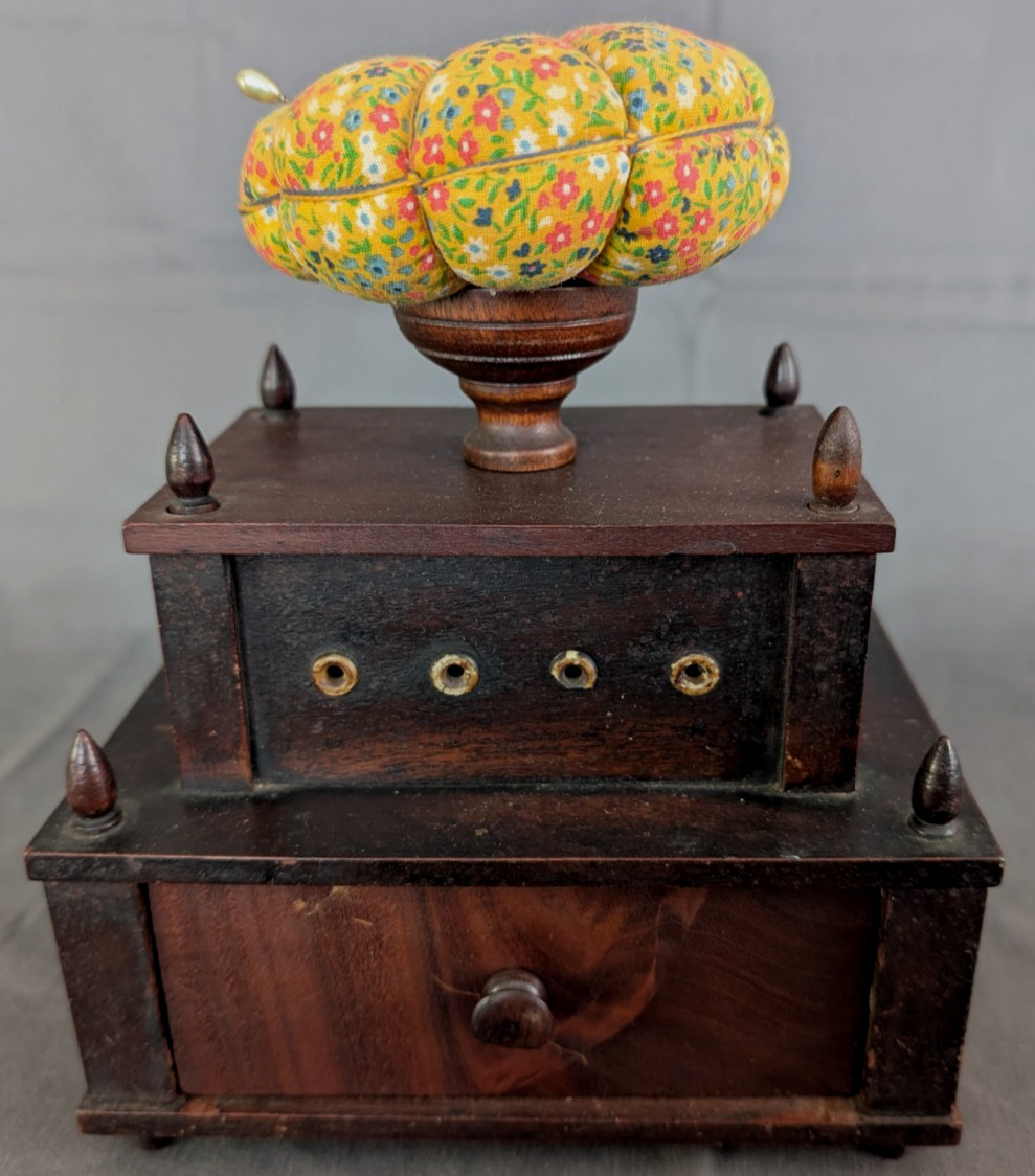 Antique Wooden Sewing Box Thread Dispenser Shaker Victorian 1870-1900