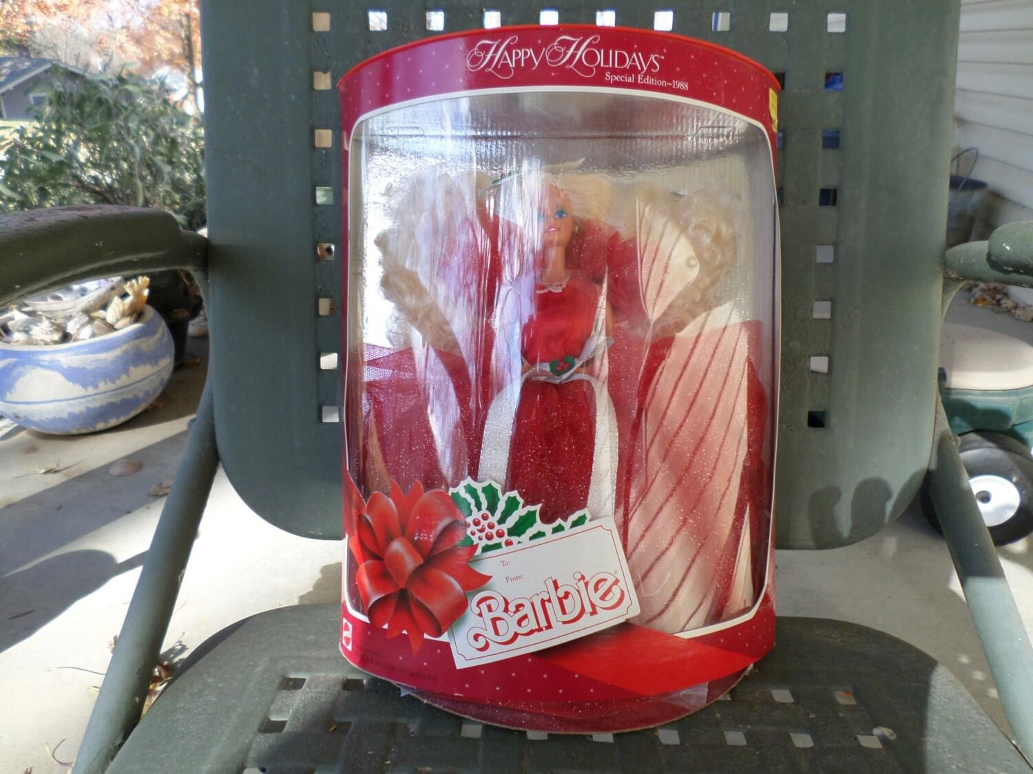 Barbie Happy Holiday, Vintage toy, Beautiful Holiday Christmas Barbie, NRFB